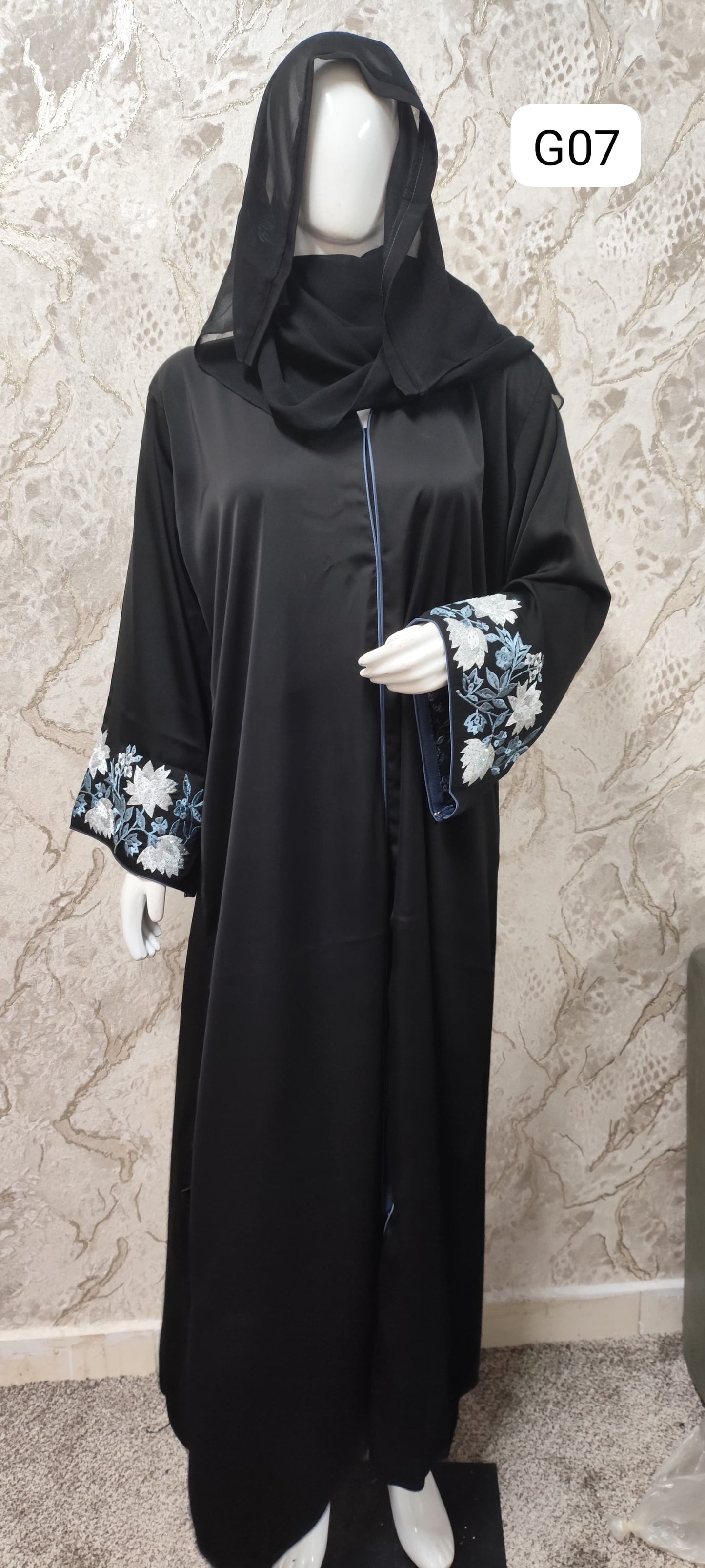 Elegant Black Abaya – Traditional and Modern Fusion G07