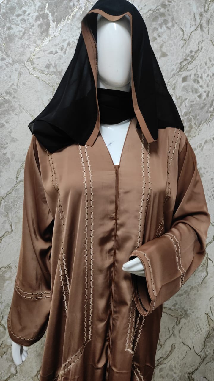 Elegant Black Abaya – Traditional and Modern Fusion
