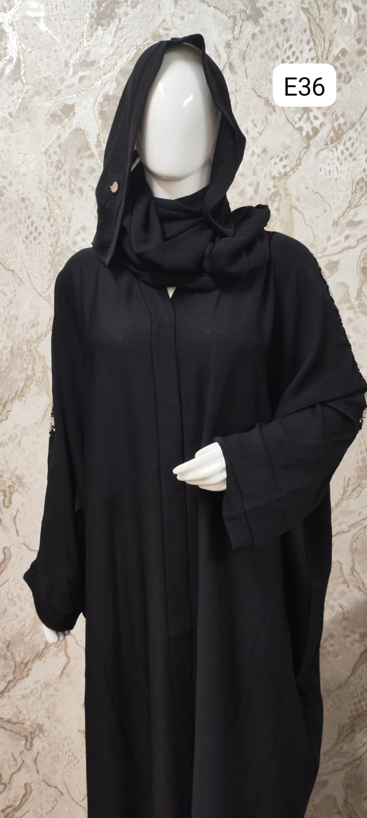 Elegant Black Abaya – Traditional and Modern Fusion E36
