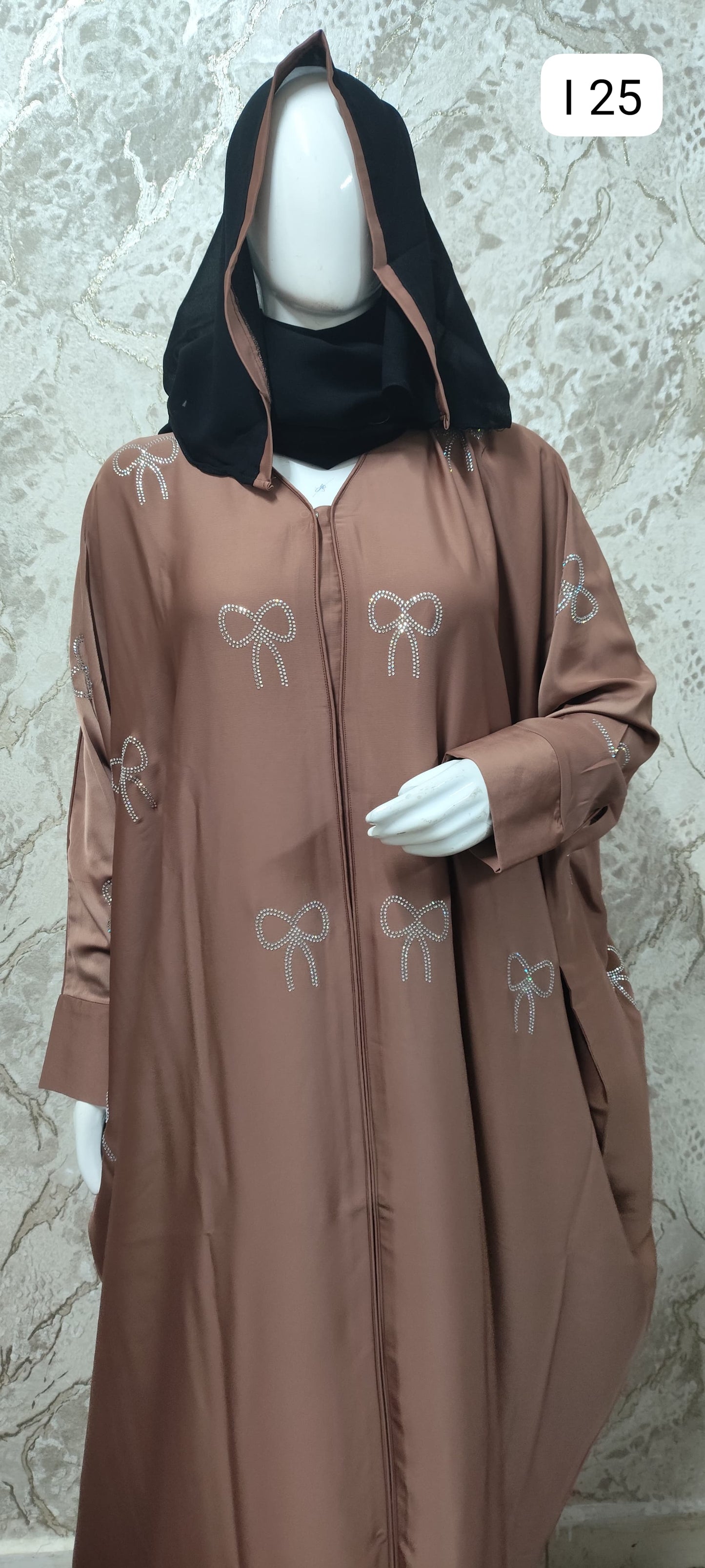Elegant Black Abaya – Traditional and Modern Fusion I25