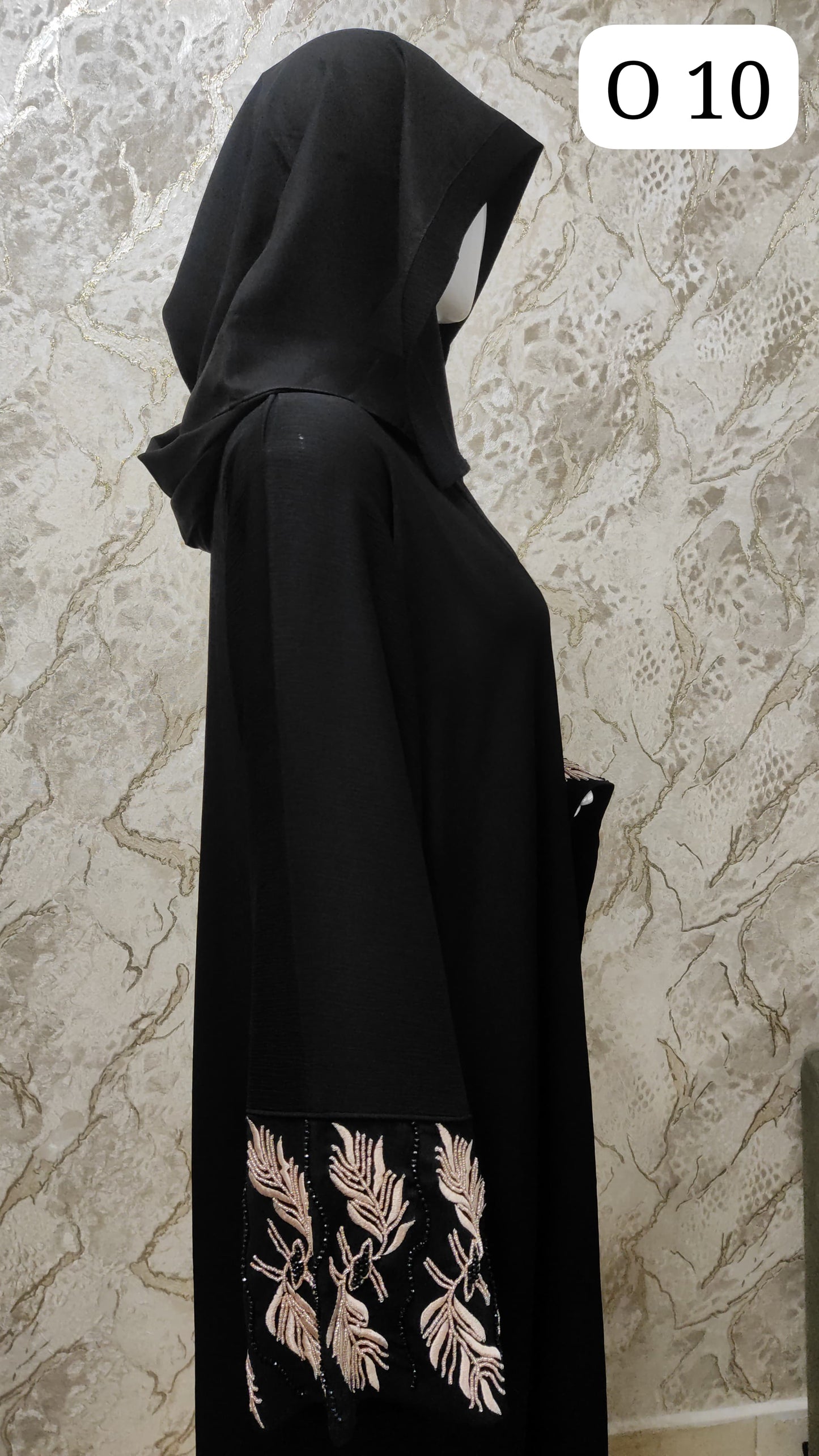 Elegant Black Abaya – Traditional and Modern Fusion O 10