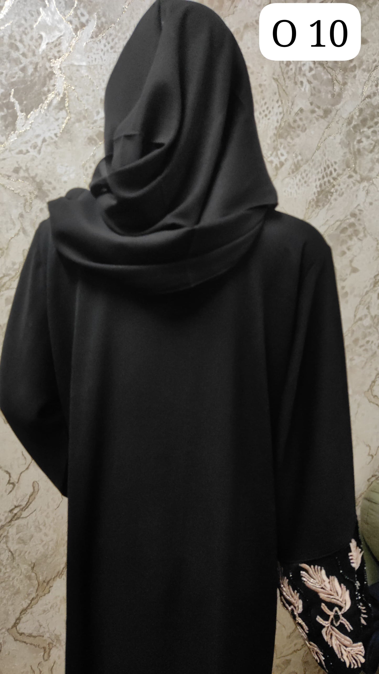 Elegant Black Abaya – Traditional and Modern Fusion O 10