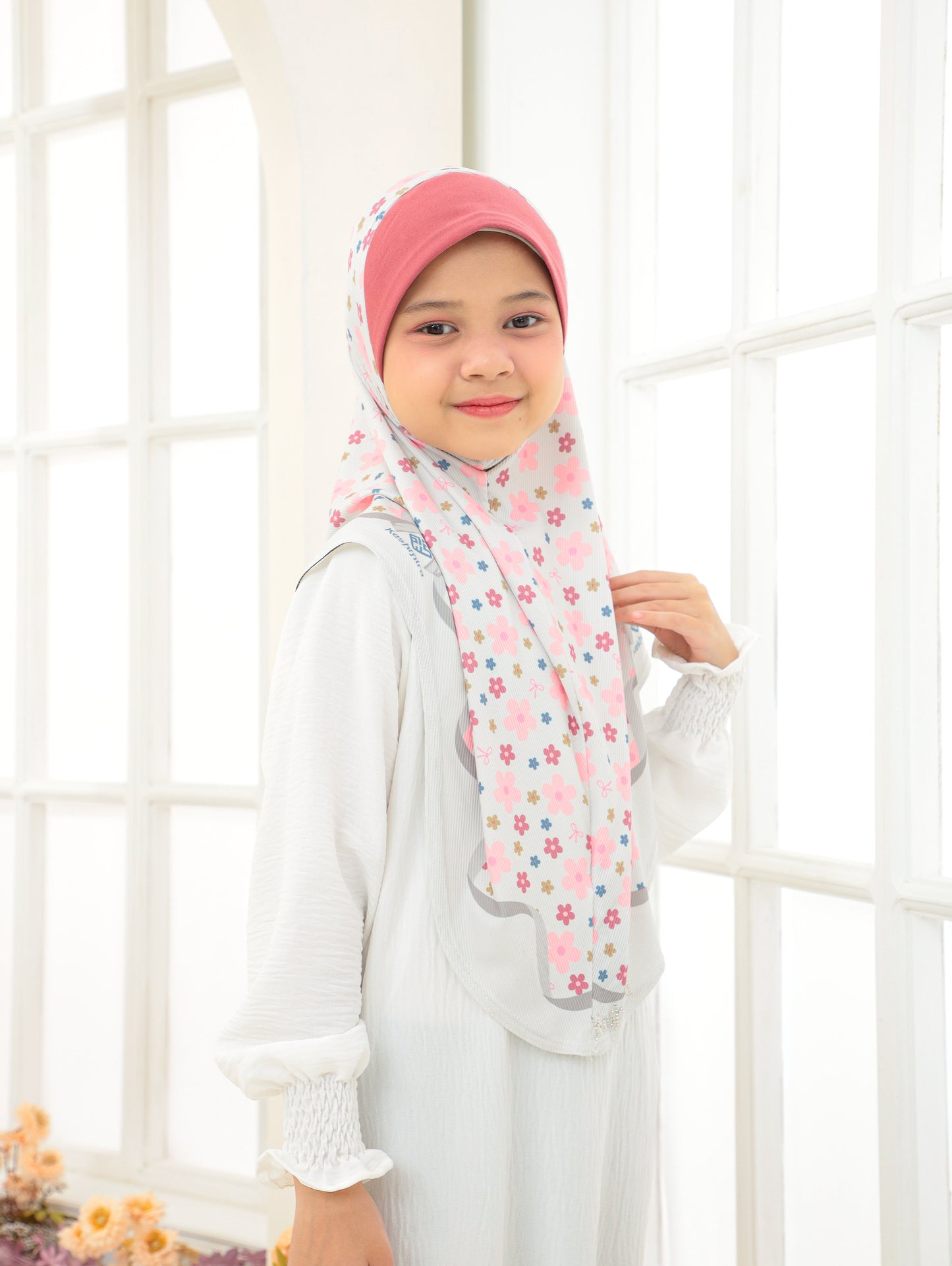 KIDS MALASIYAN SCARF 2704