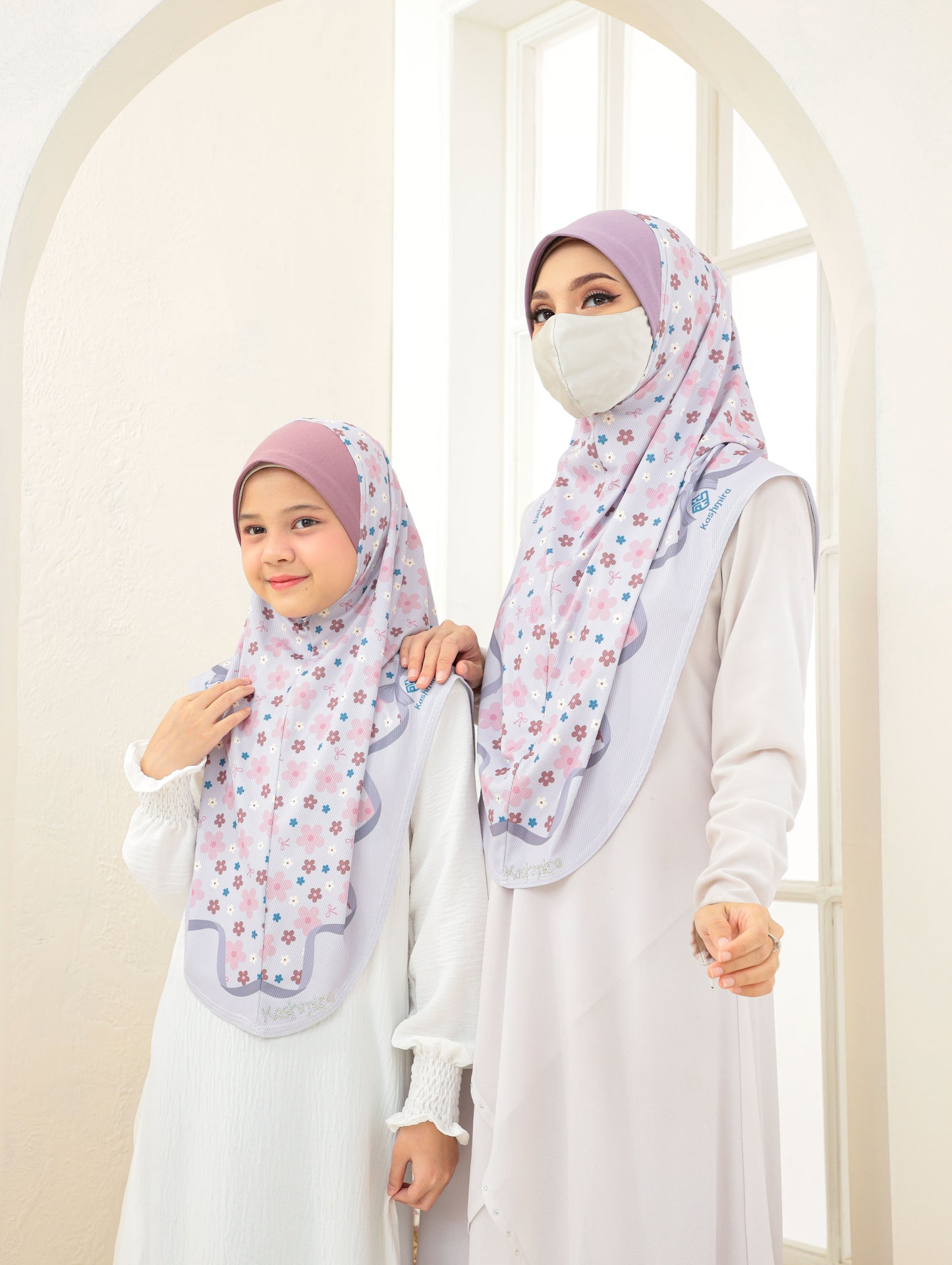 MOTHER AND DAUGHTER COMBO 2704
