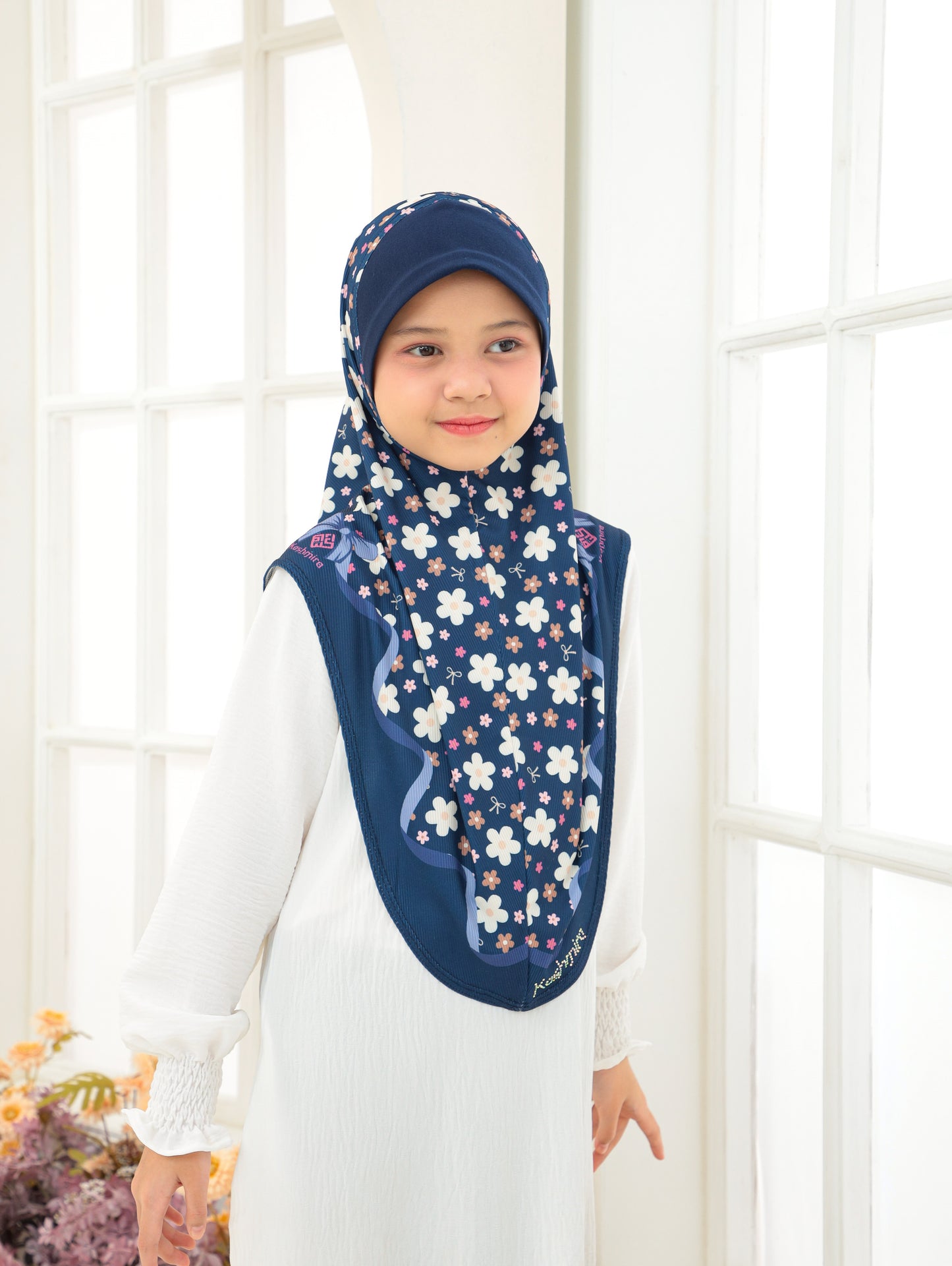 KIDS MALASIYAN SCARF 2704
