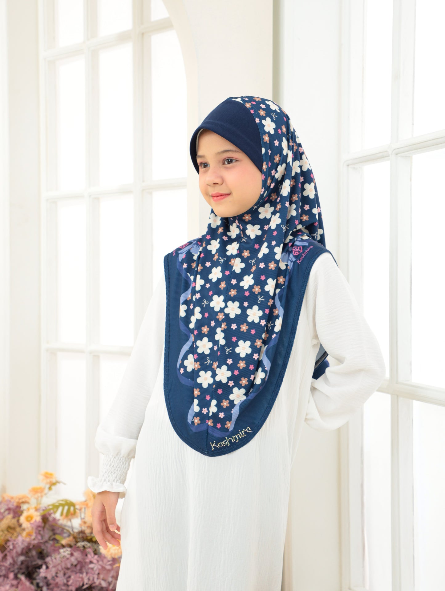 KIDS MALASIYAN SCARF 2704