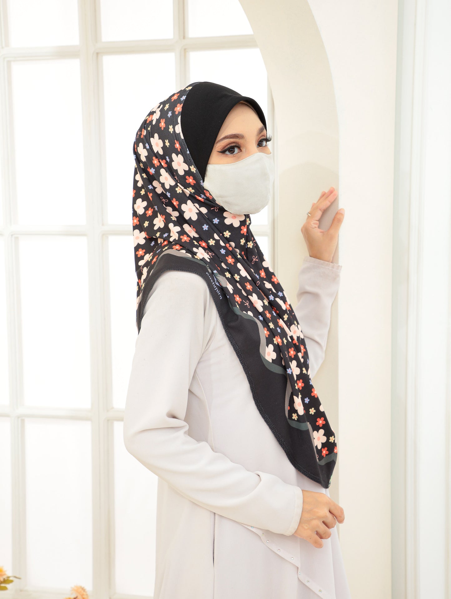 GIRLS Digital printed hijab 2704