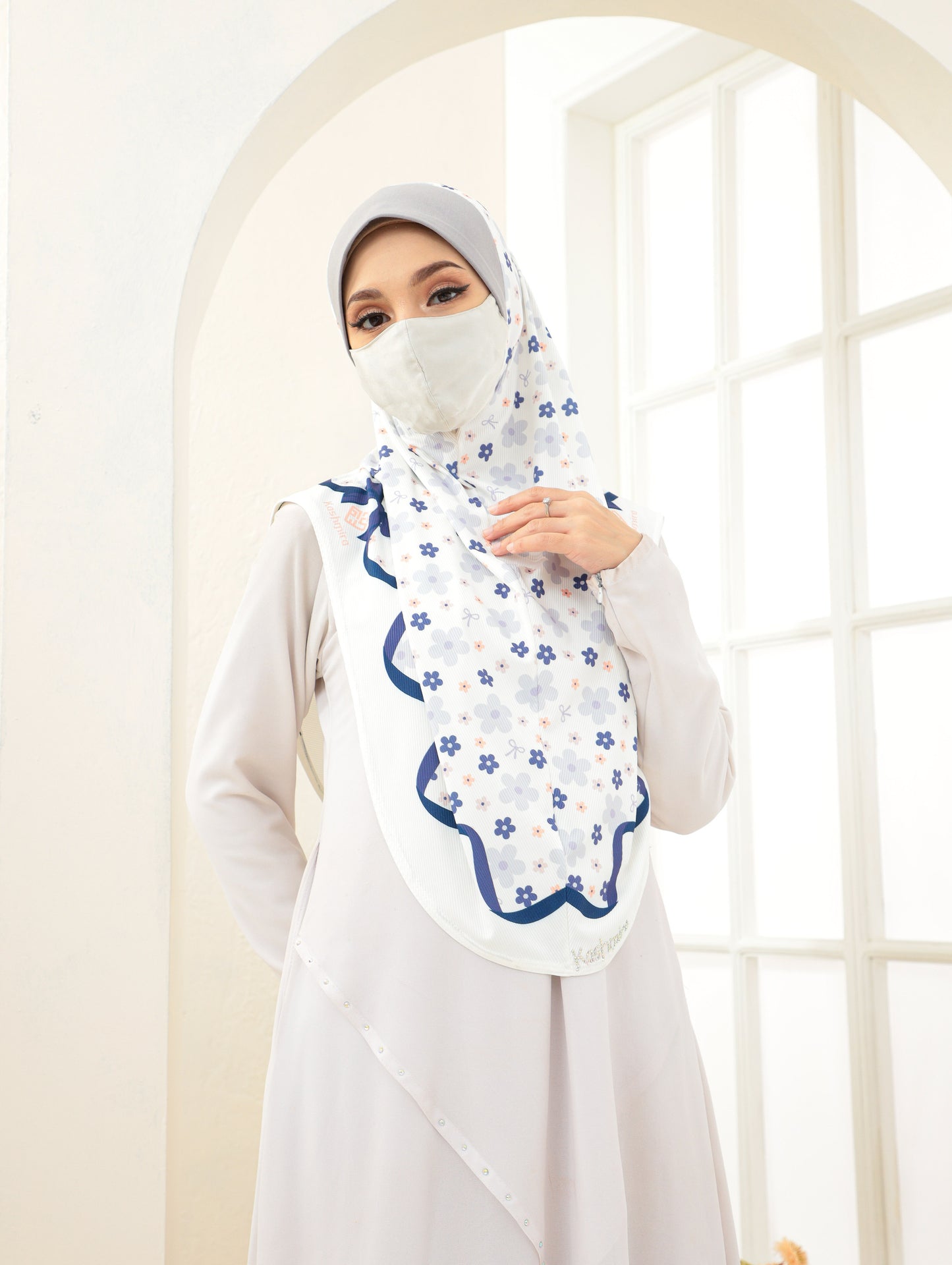 GIRLS Digital printed hijab 2704