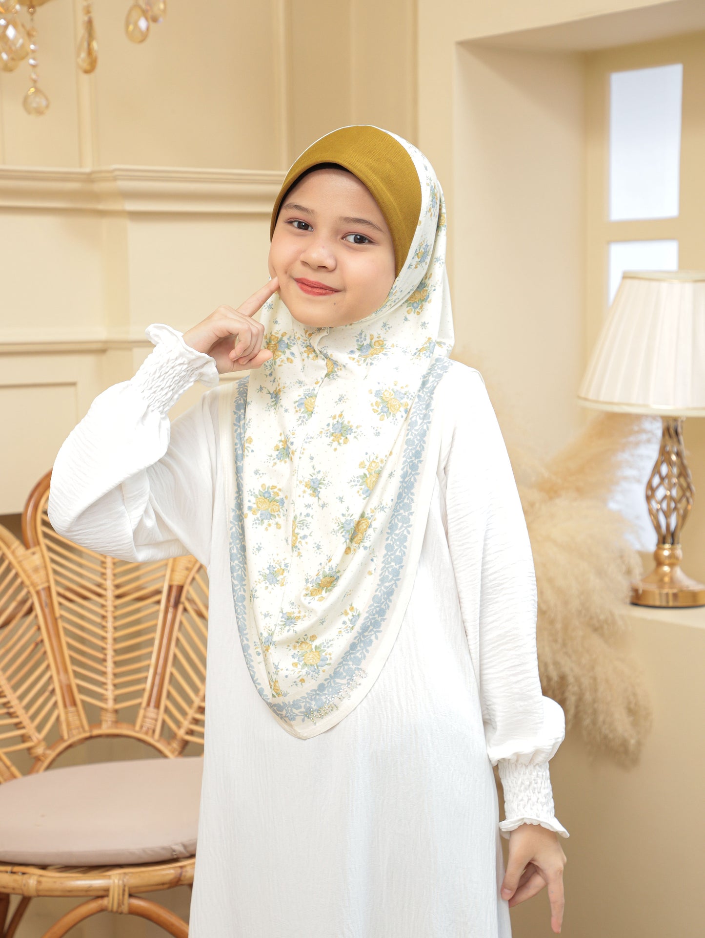 KIDS MALASIYAN SCARF 2703