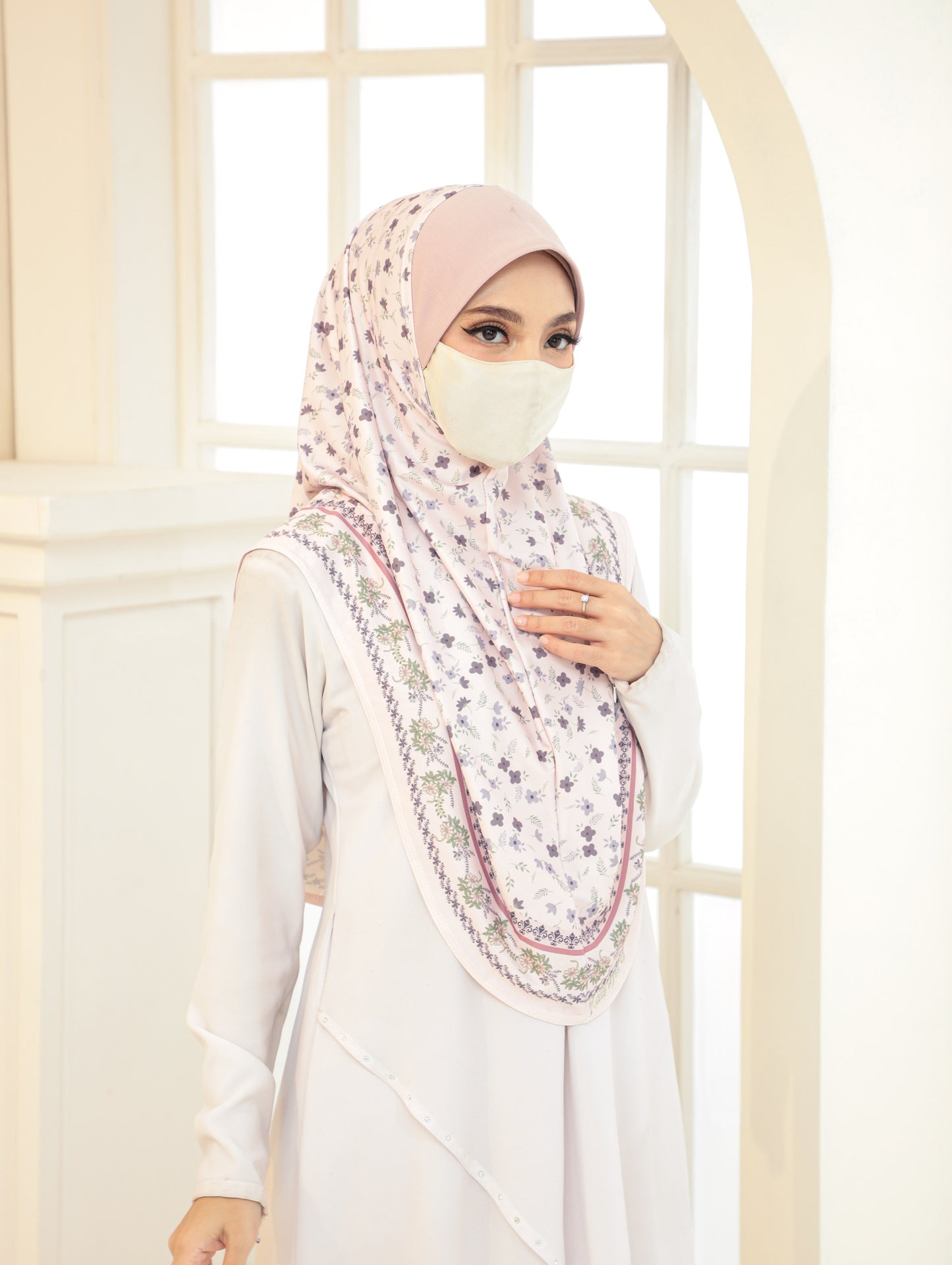 GIRLS Digital printed hijab 2705
