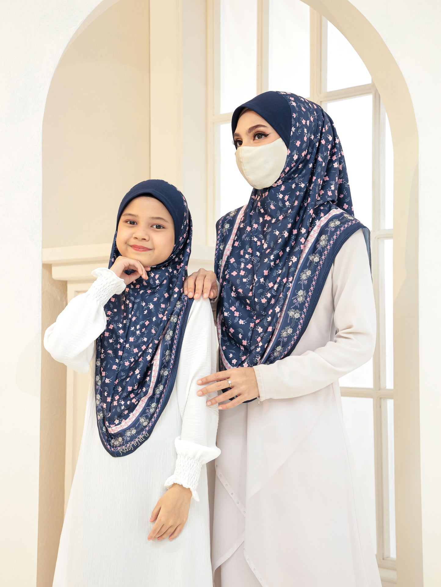 MOTHER and DAUTHER GIRLS Digital printed hijab 2705