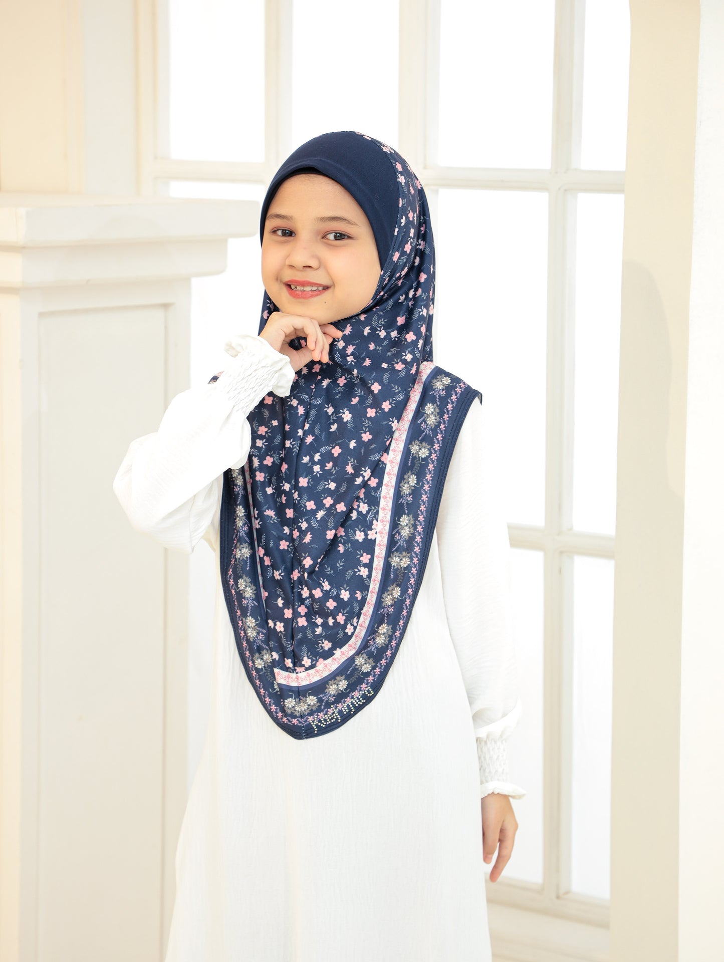 KIDS Digital printed hijab 2705