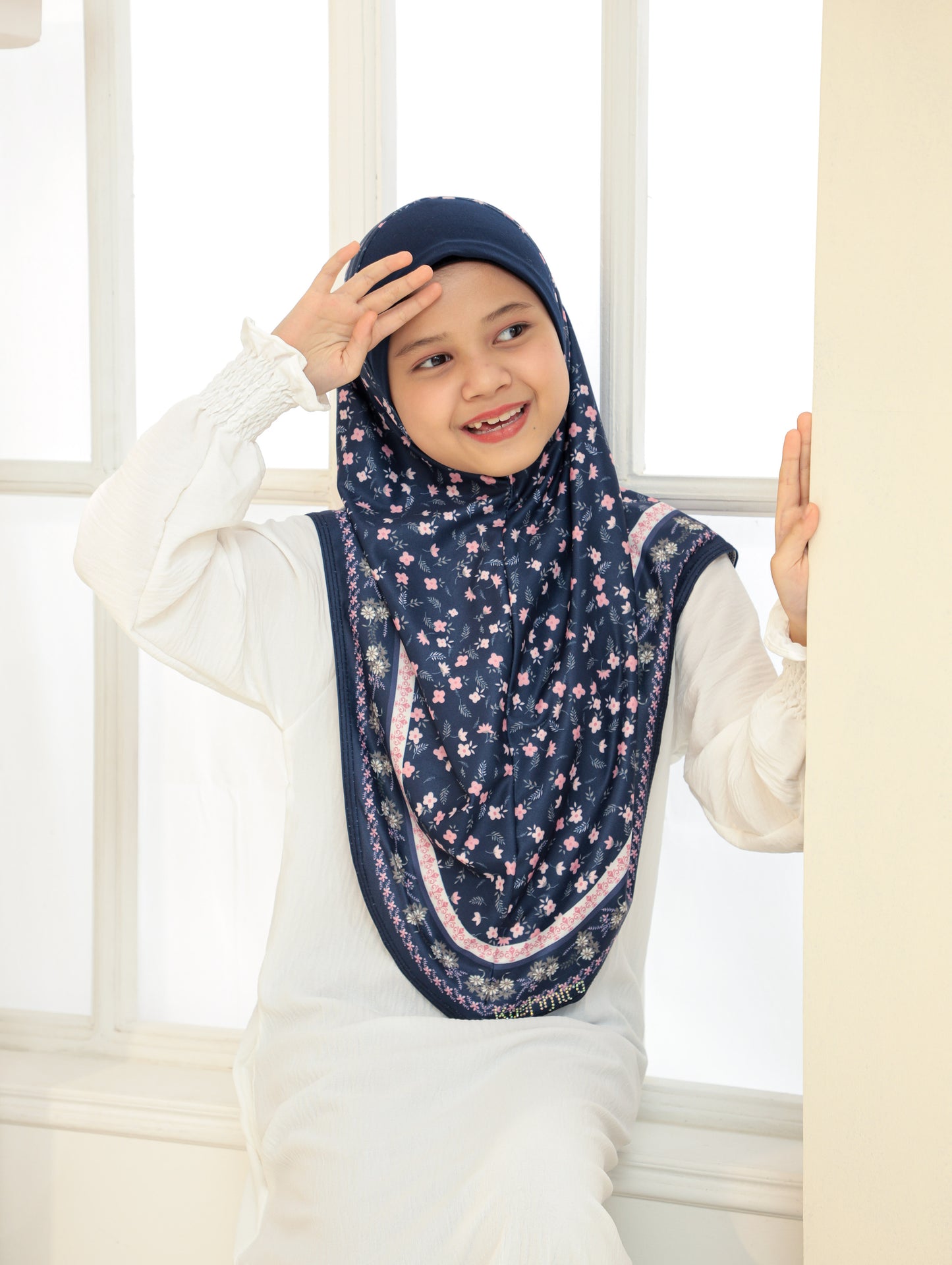 KIDS Digital printed hijab 2705