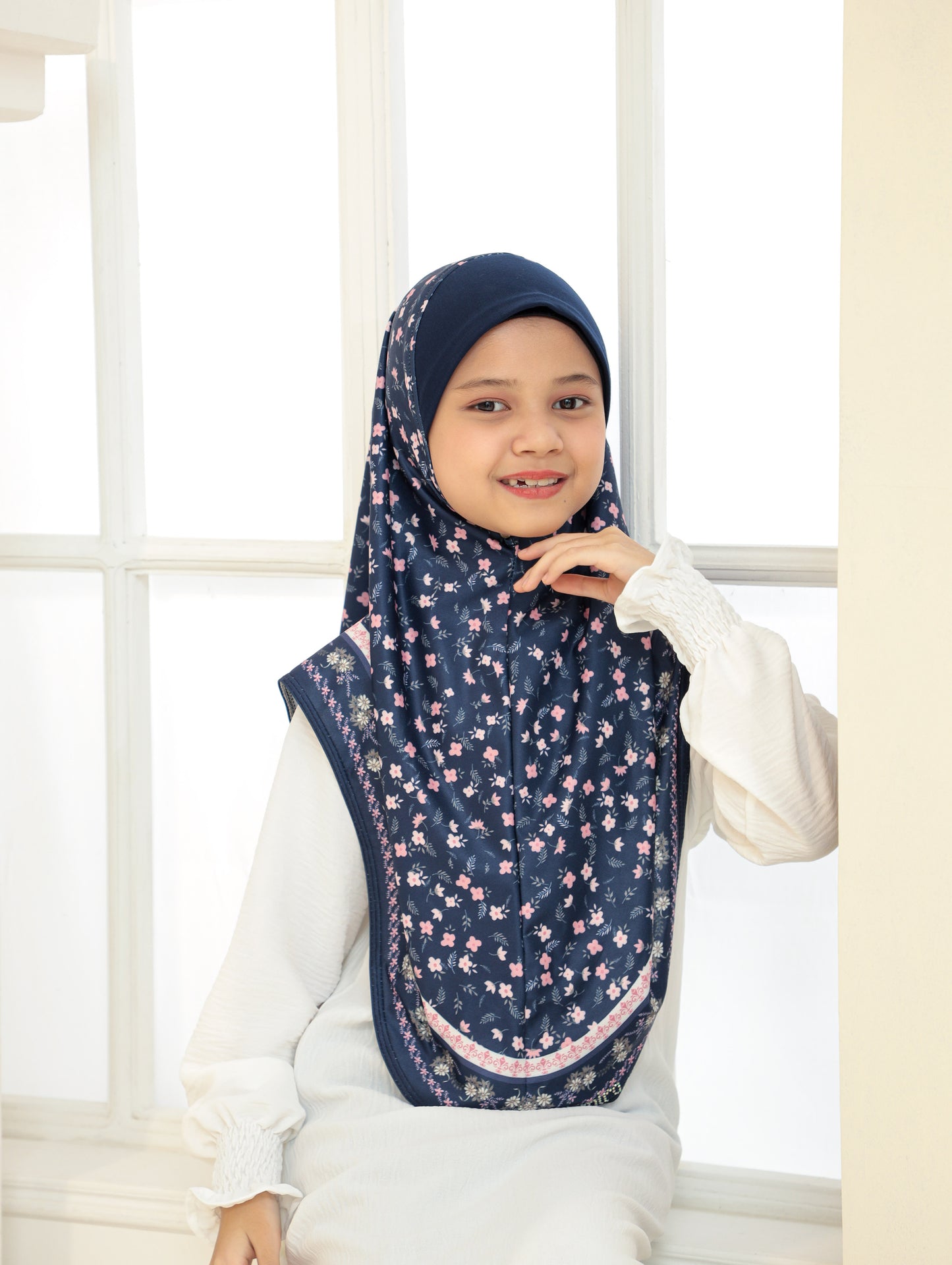 KIDS Digital printed hijab 2705