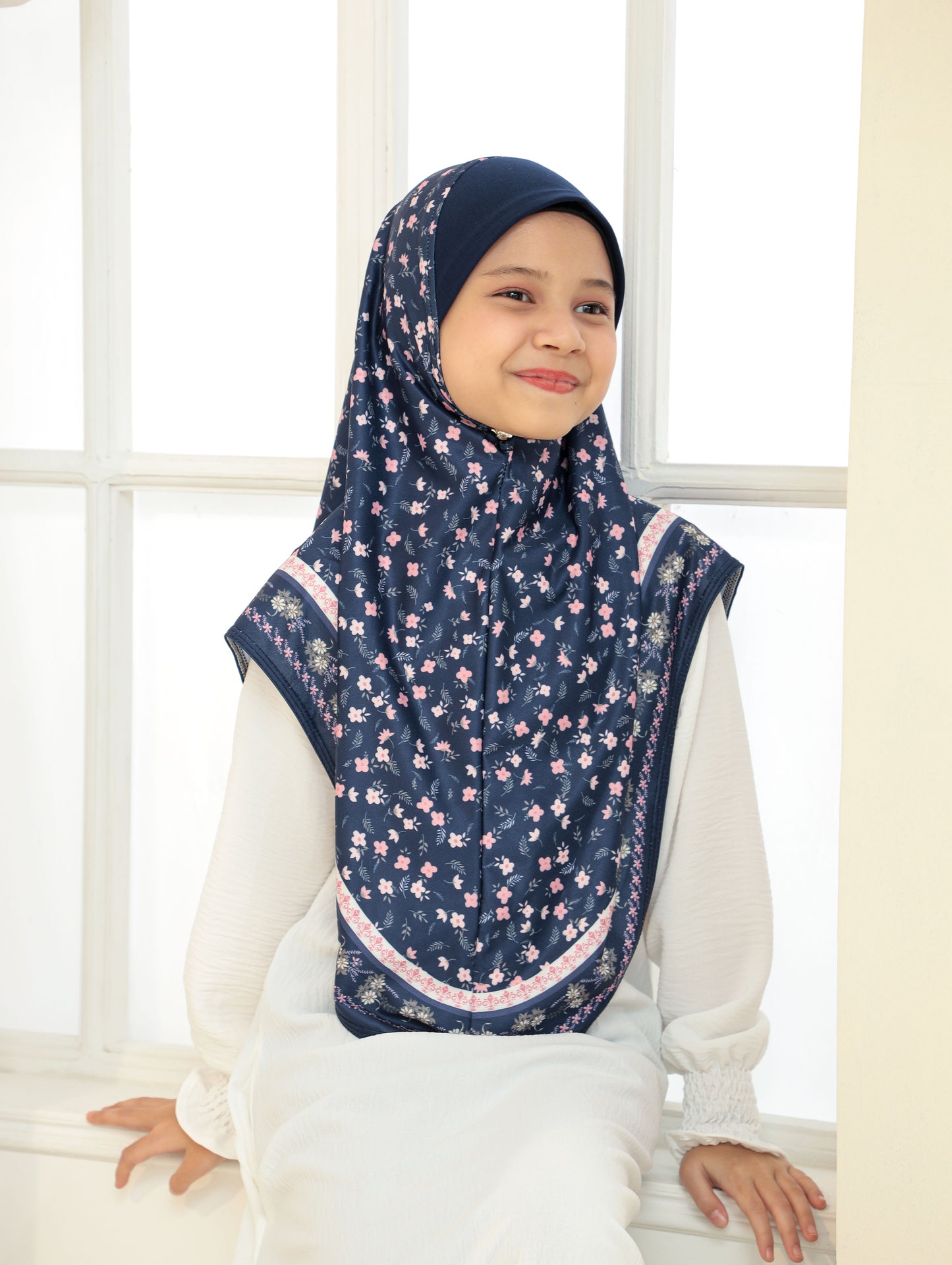 KIDS Digital printed hijab 2705