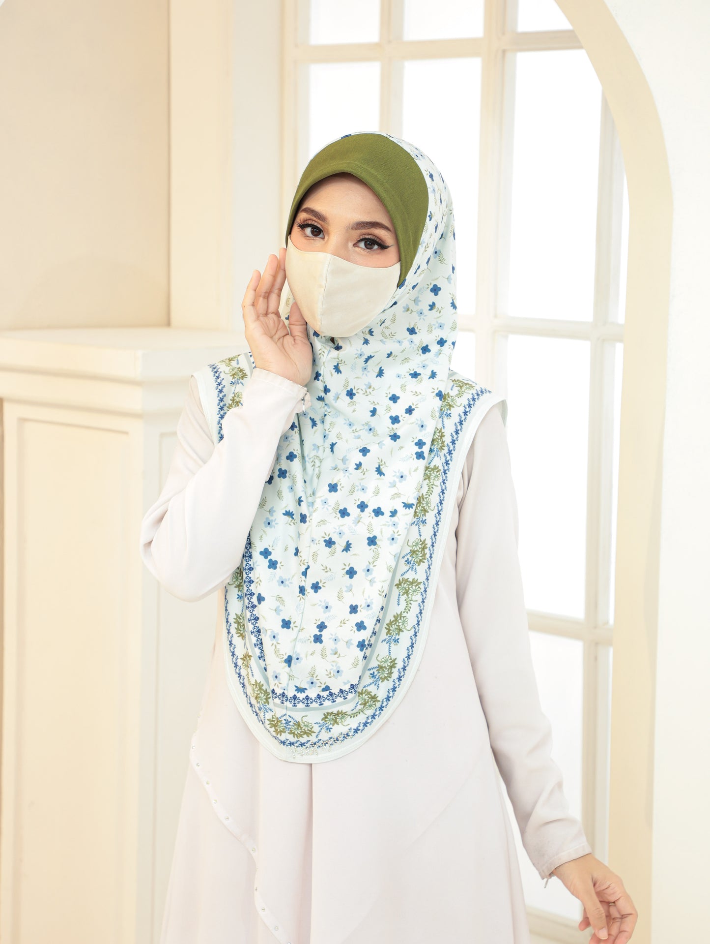 GIRLS Digital printed hijab 2705