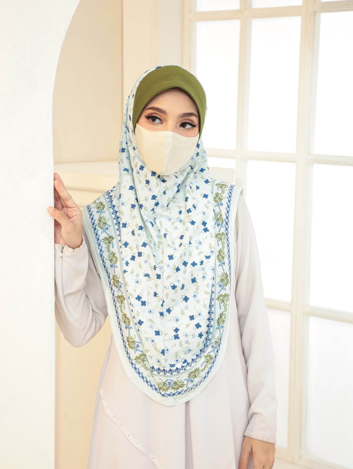GIRLS Digital printed hijab 2705
