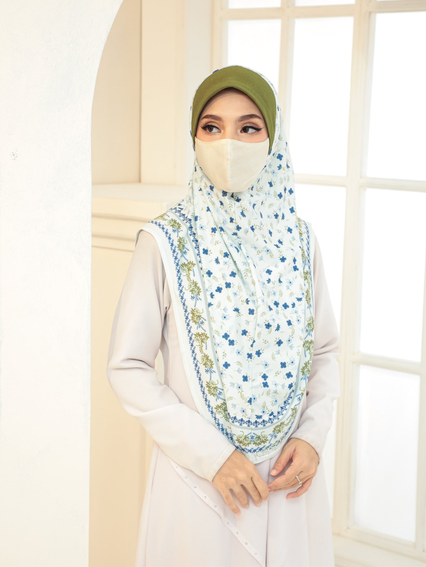GIRLS Digital printed hijab 2705