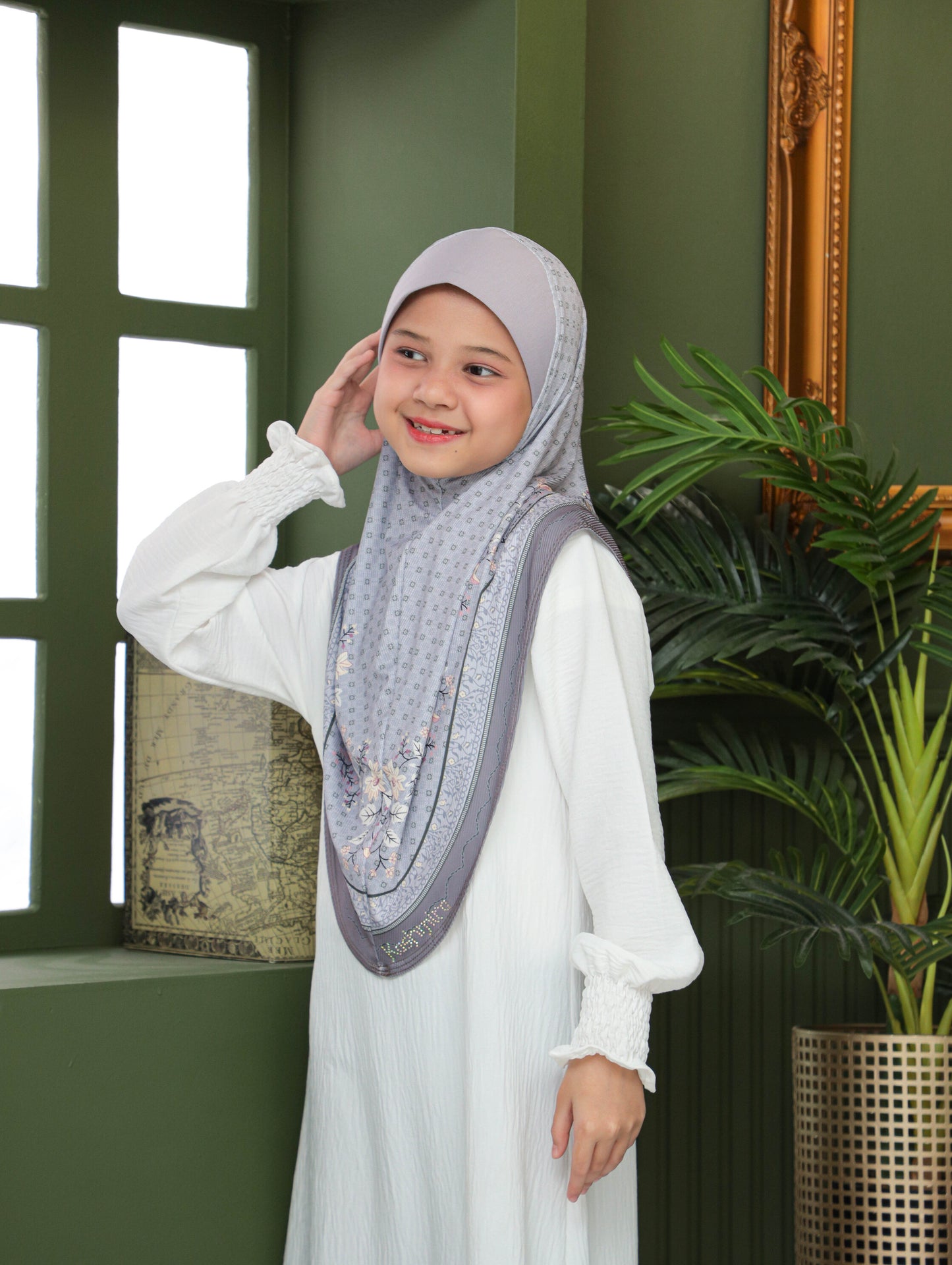 KIDS MALESIAN PRINTED SCARF 2706