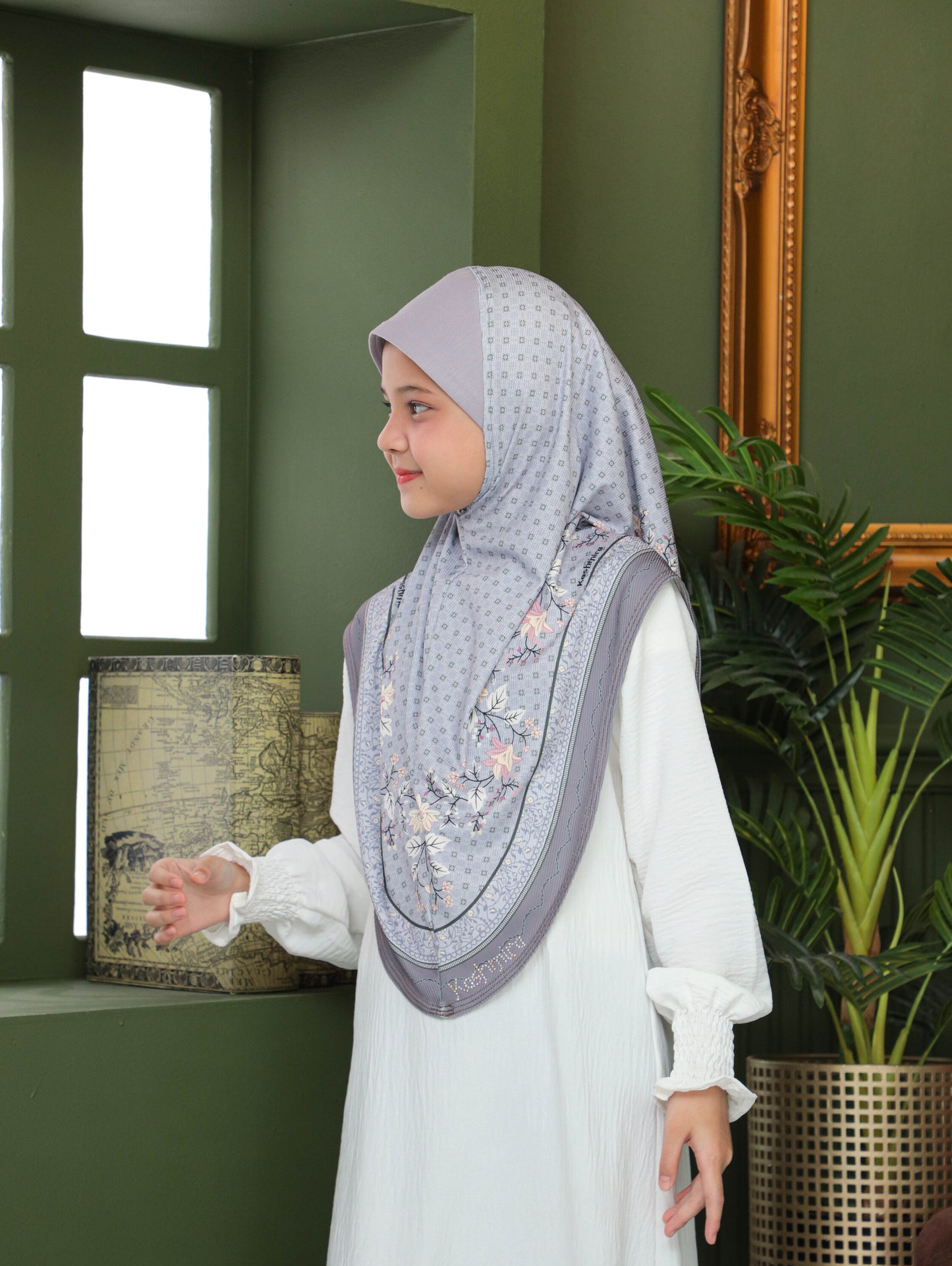 KIDS MALESIAN PRINTED SCARF 2706