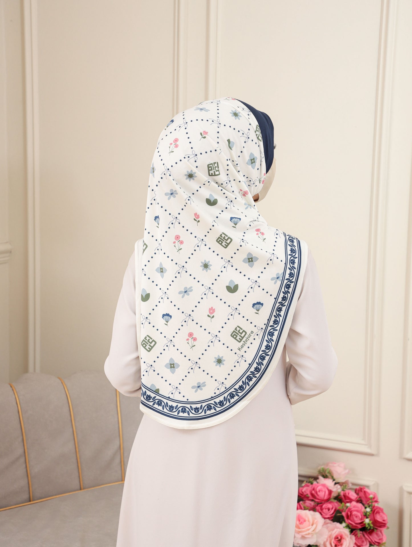 DIGITAL MALSIAN SCARF ADULTS 2703