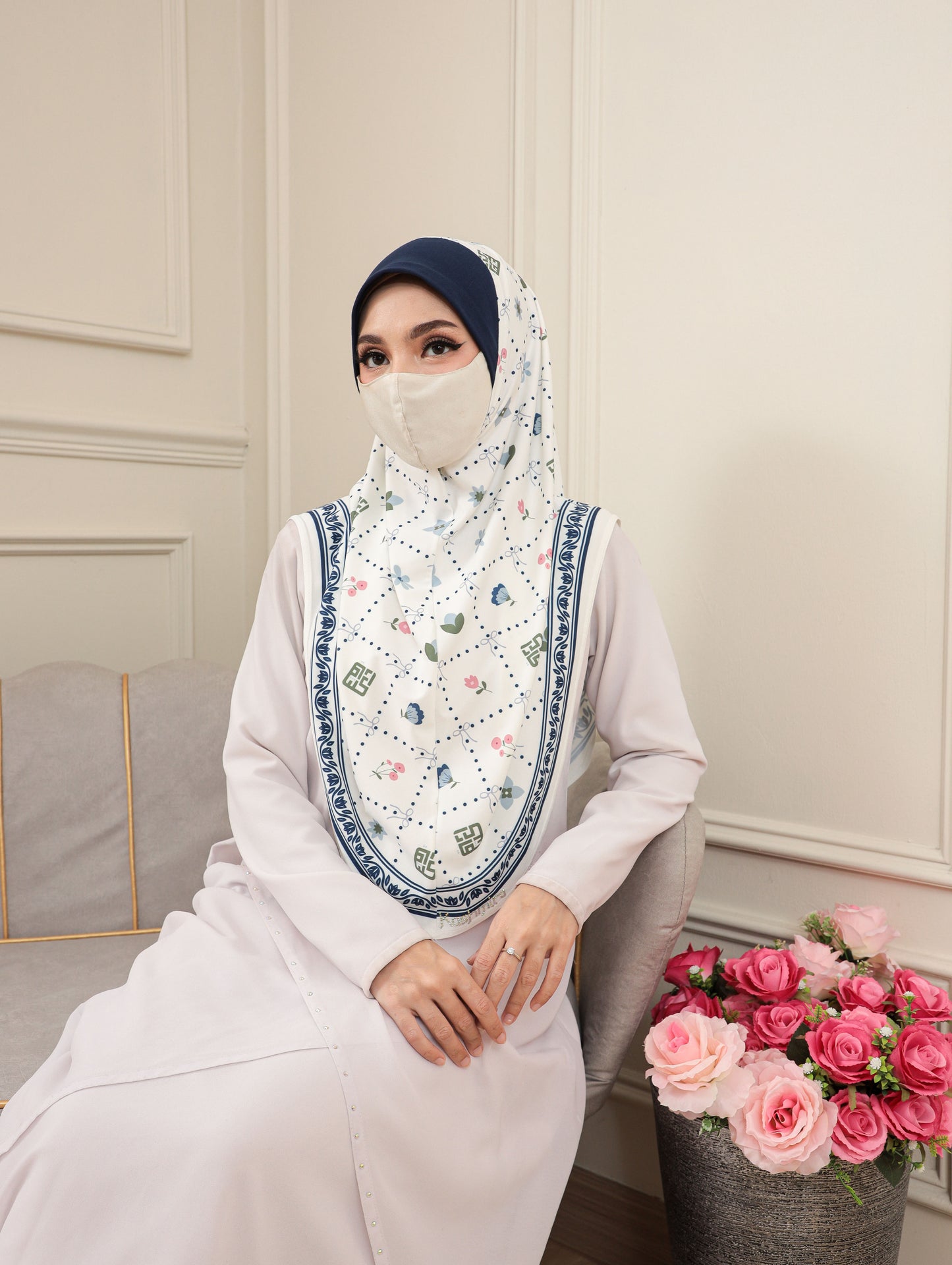 DIGITAL MALSIAN SCARF ADULTS 2703