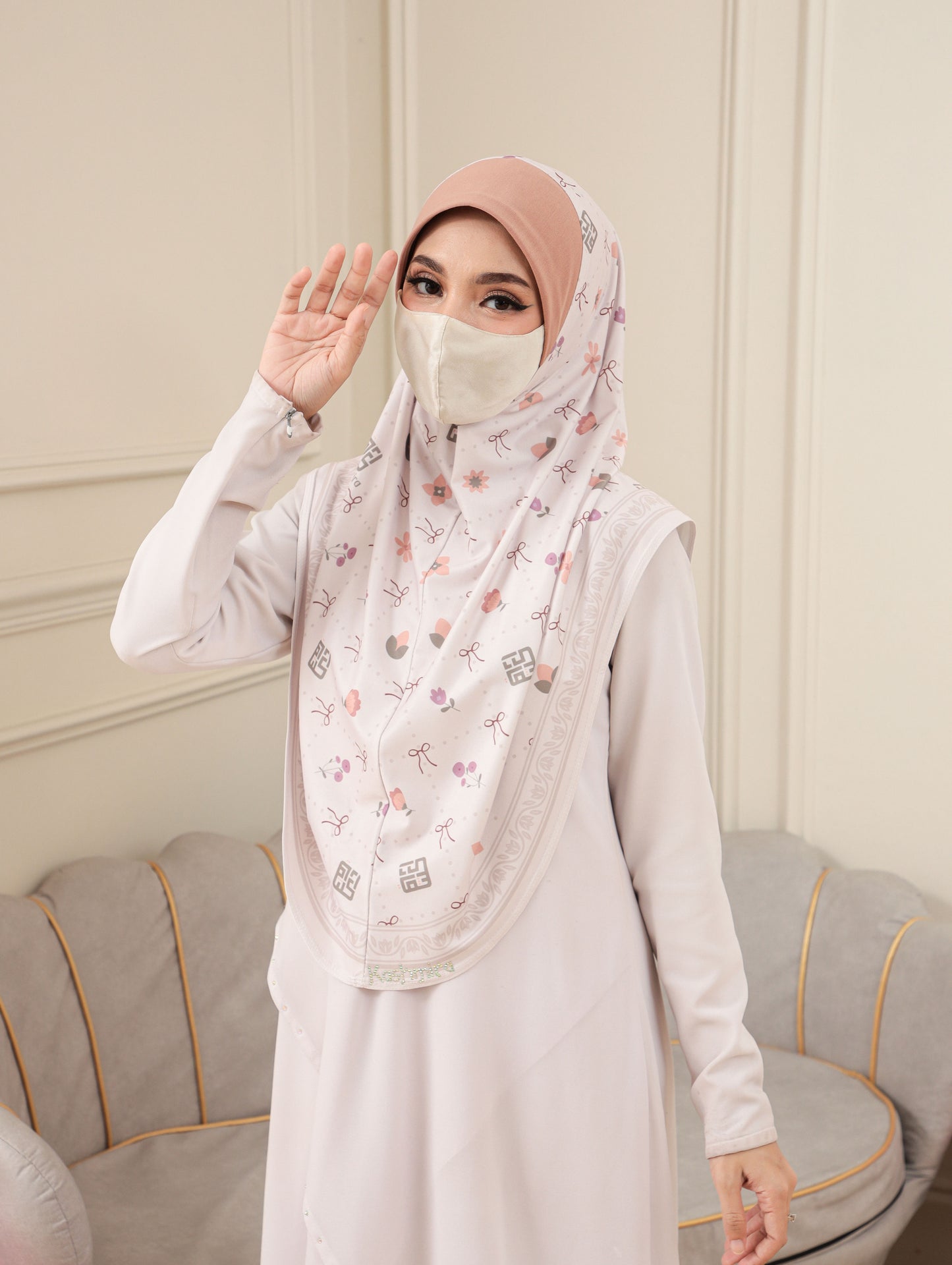 DIGITAL MALSIAN SCARF ADULTS 2703
