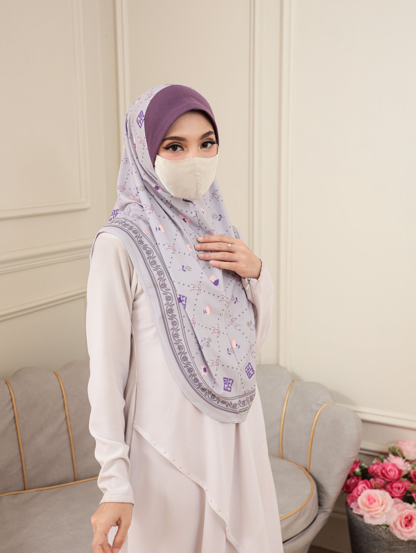 DIGITAL MALSIAN SCARF ADULTS 2703