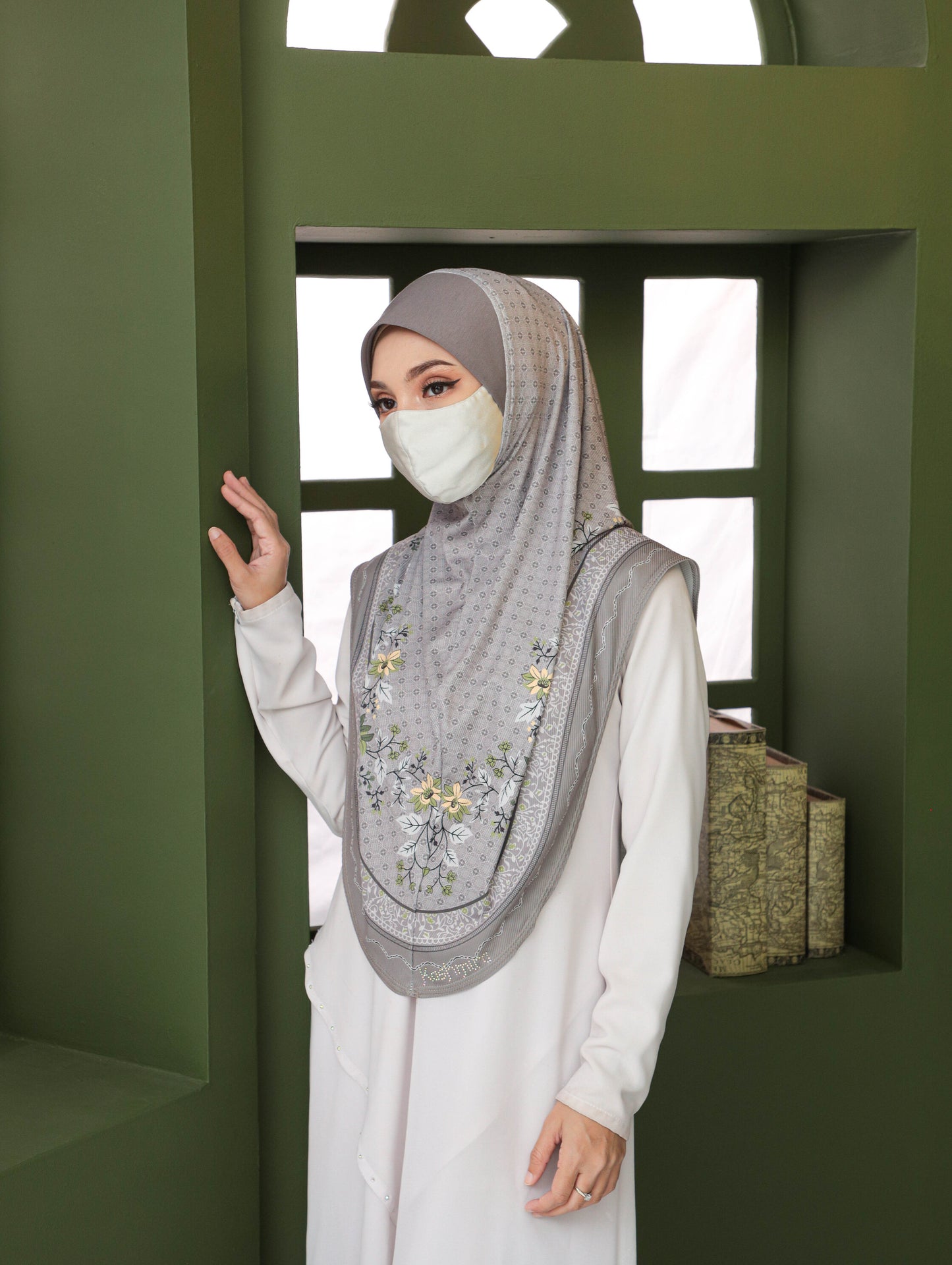 GIRLS Digital printed hijab 2706