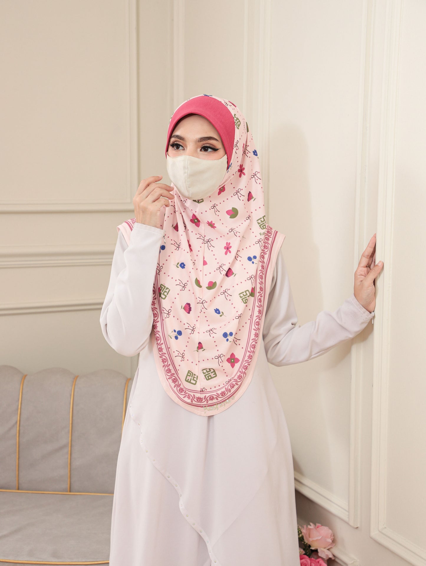 DIGITAL MALSIAN SCARF ADULTS 2703