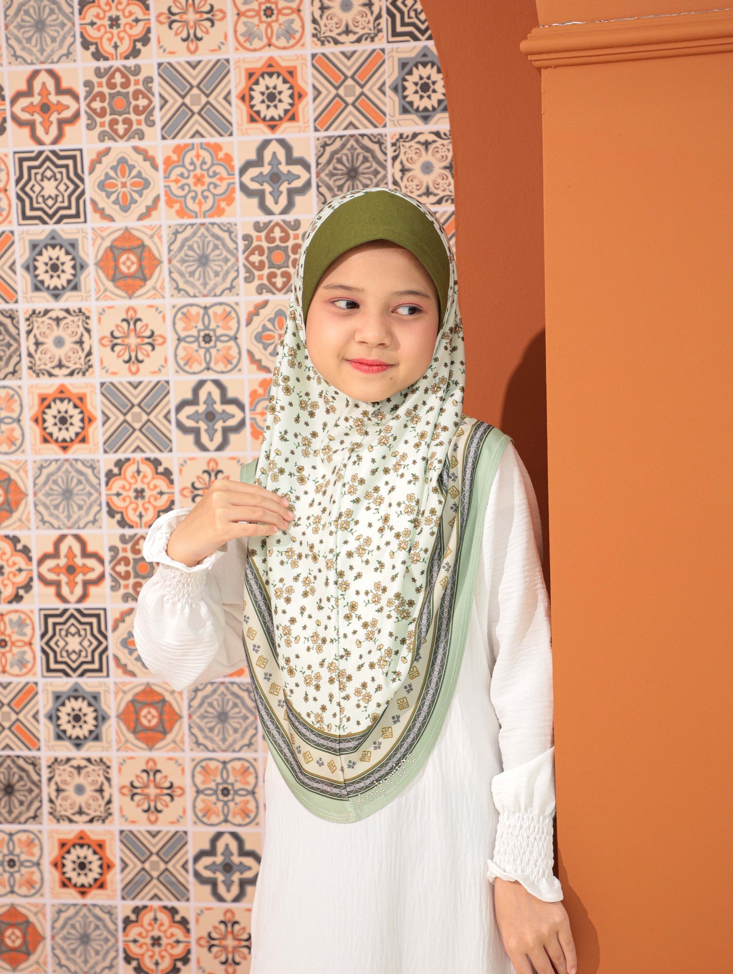 KIDS MALESIAN PRINTED SCARF 2708