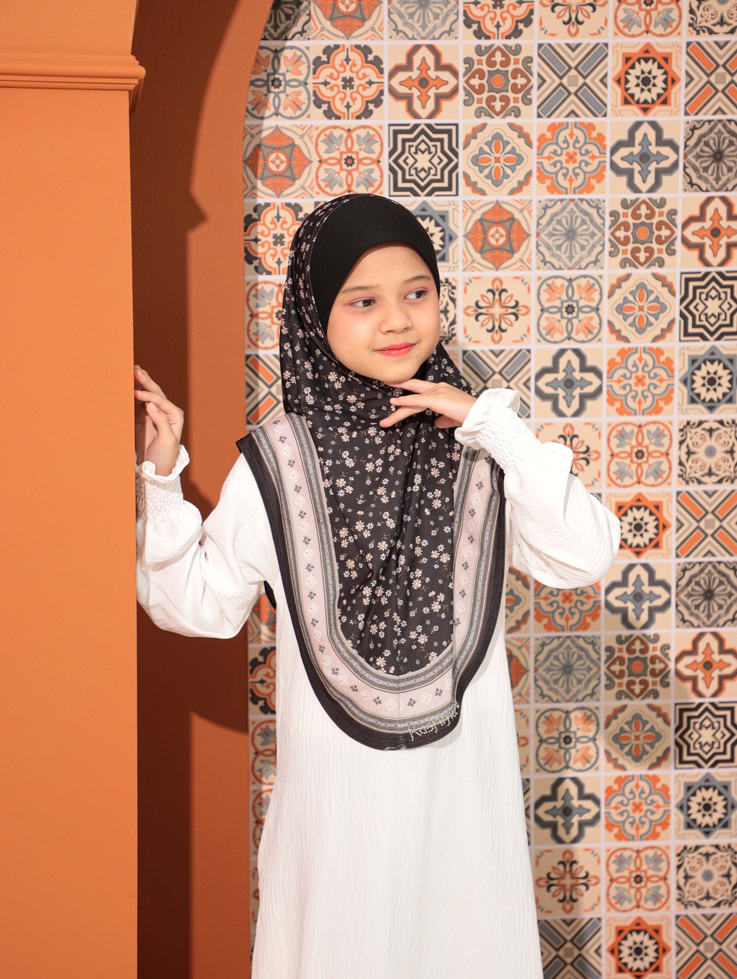 KIDS MALESIAN PRINTED SCARF 2708