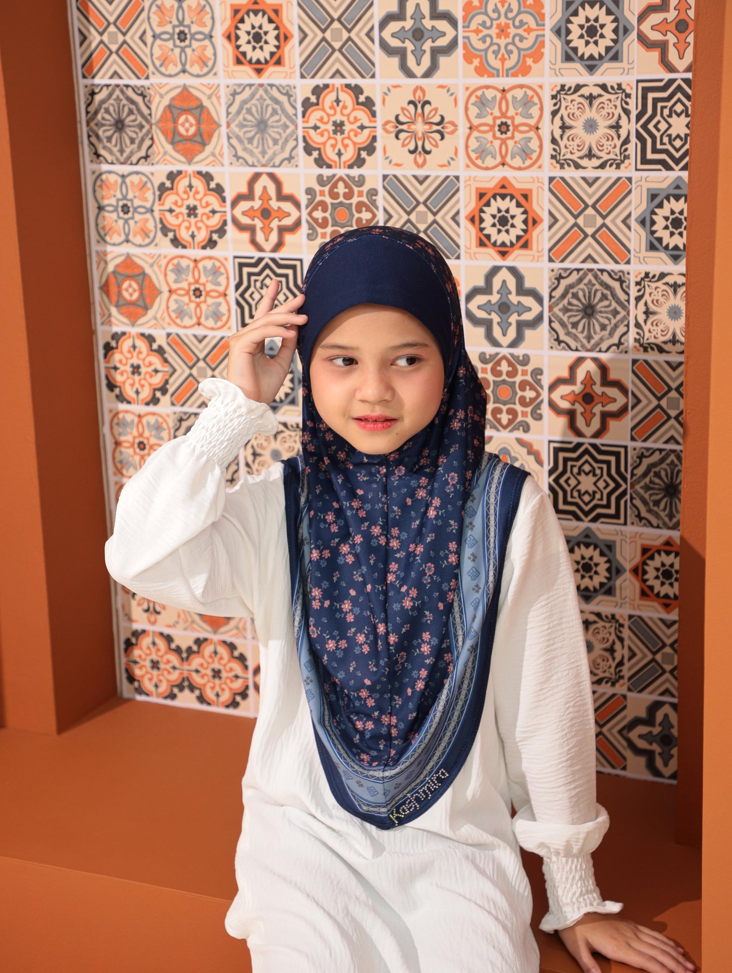KIDS MALESIAN PRINTED SCARF 2708