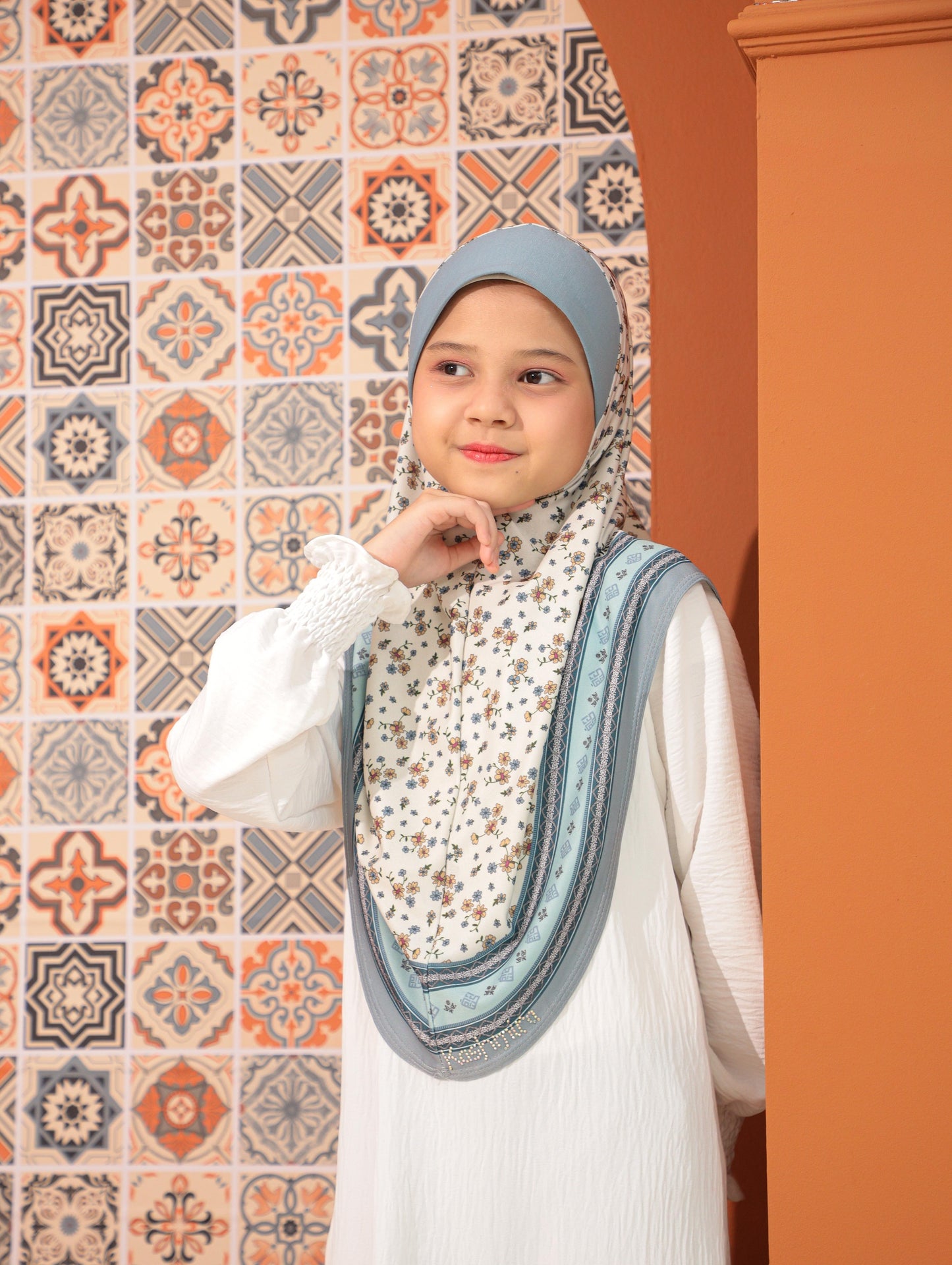 KIDS MALESIAN PRINTED SCARF 2708