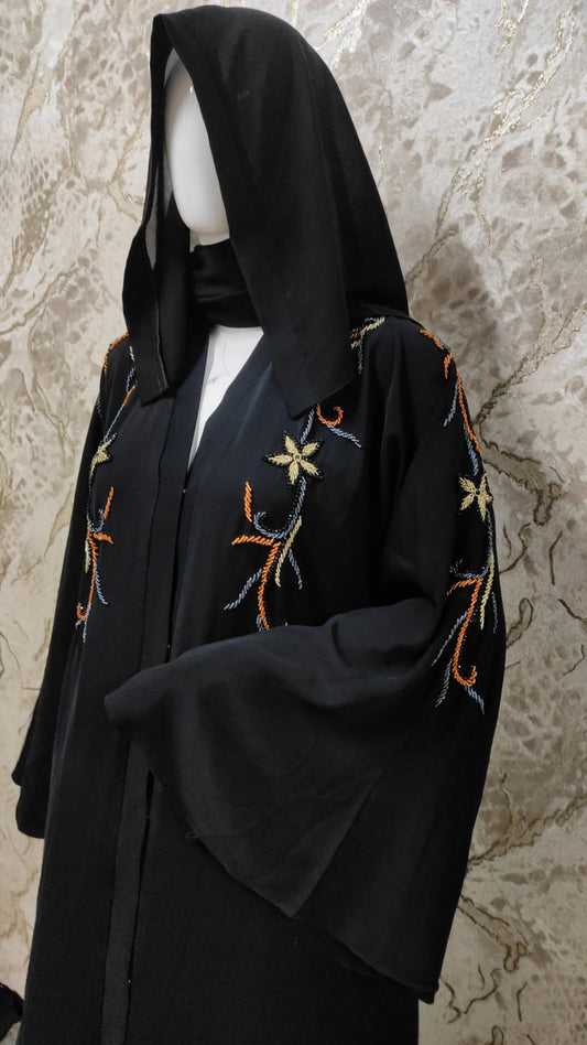 Elegant Black Abaya – Traditional and Modern Fusion