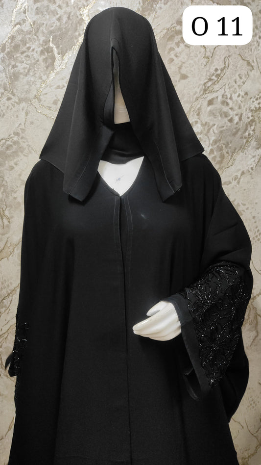Elegant Black Abaya – Traditional and Modern Fusion O11