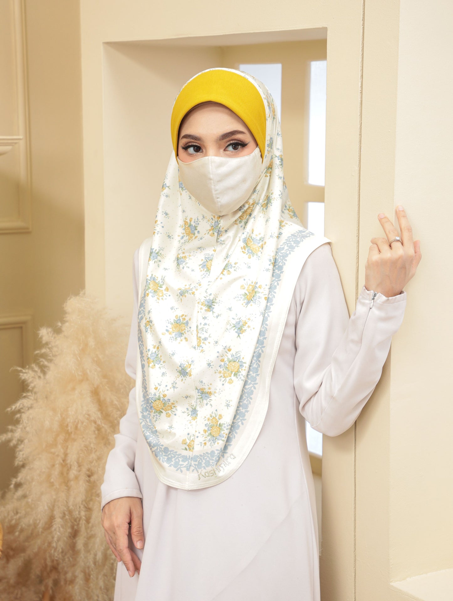DIGITAL MALASIYAN SCARF GIRLS