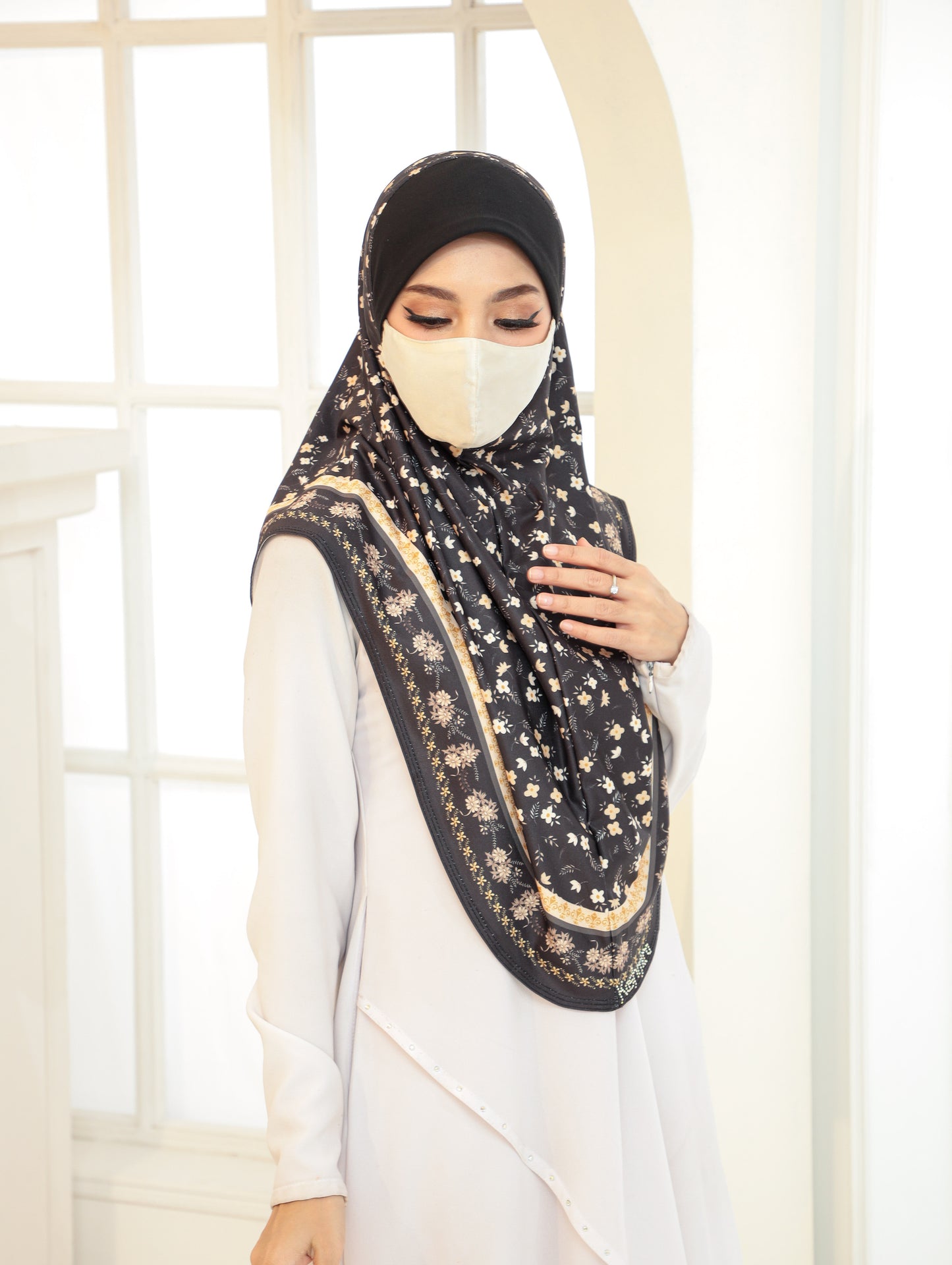 GIRLS Digital printed hijab 2705