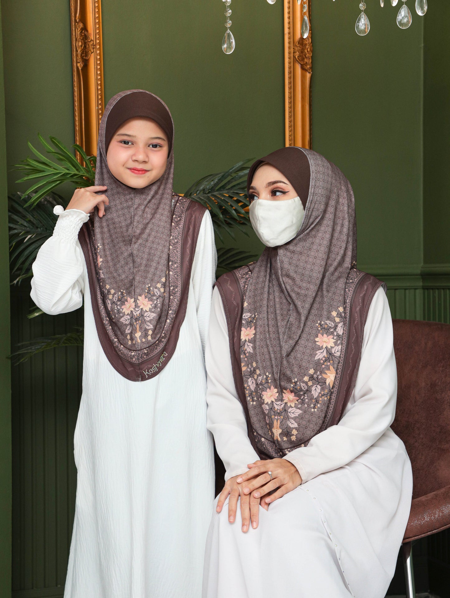 MOTHER  and DAUTHER  Digital printed hijab 2706