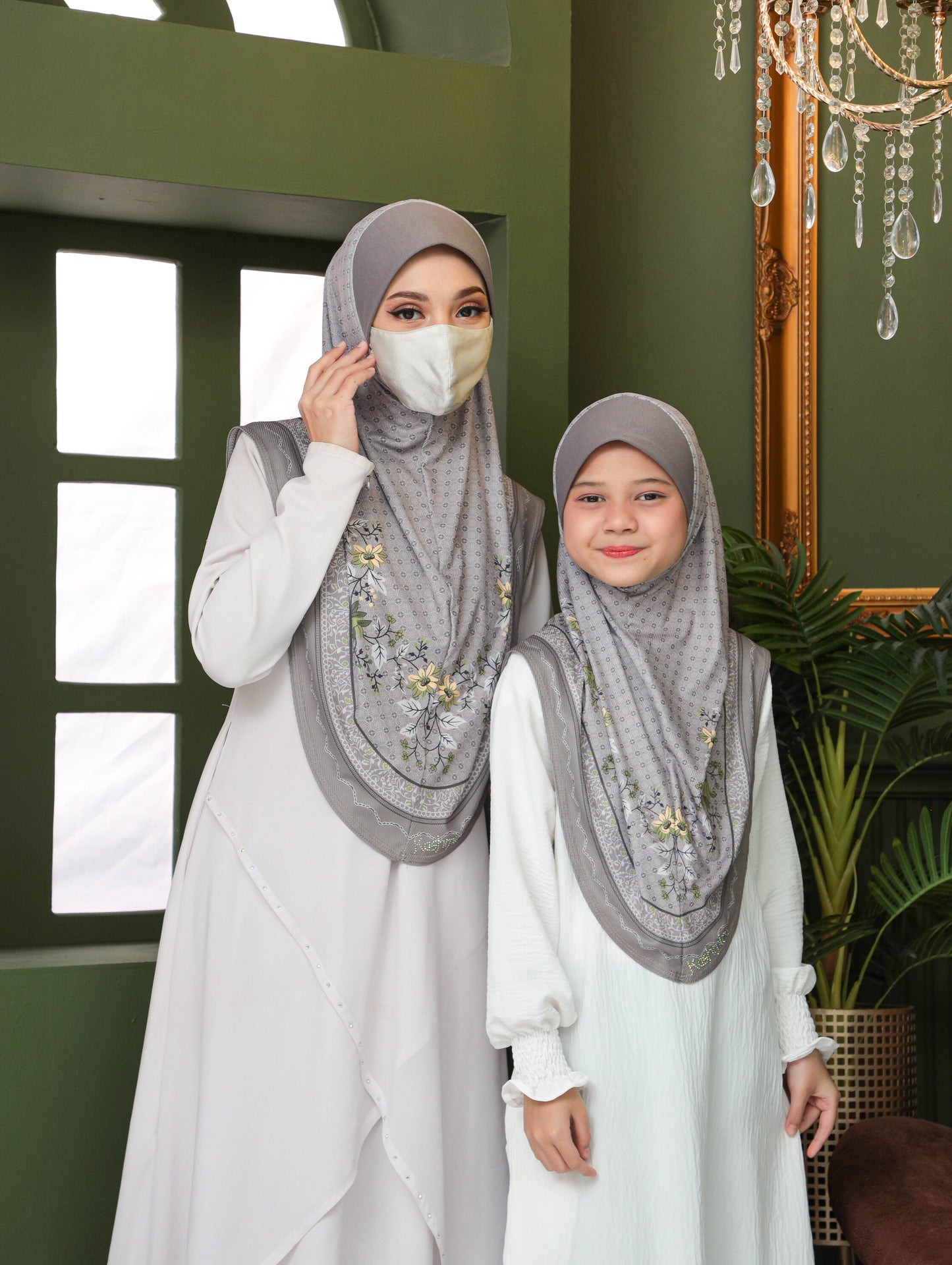 MOTHER  and DAUTHER  Digital printed hijab 2706