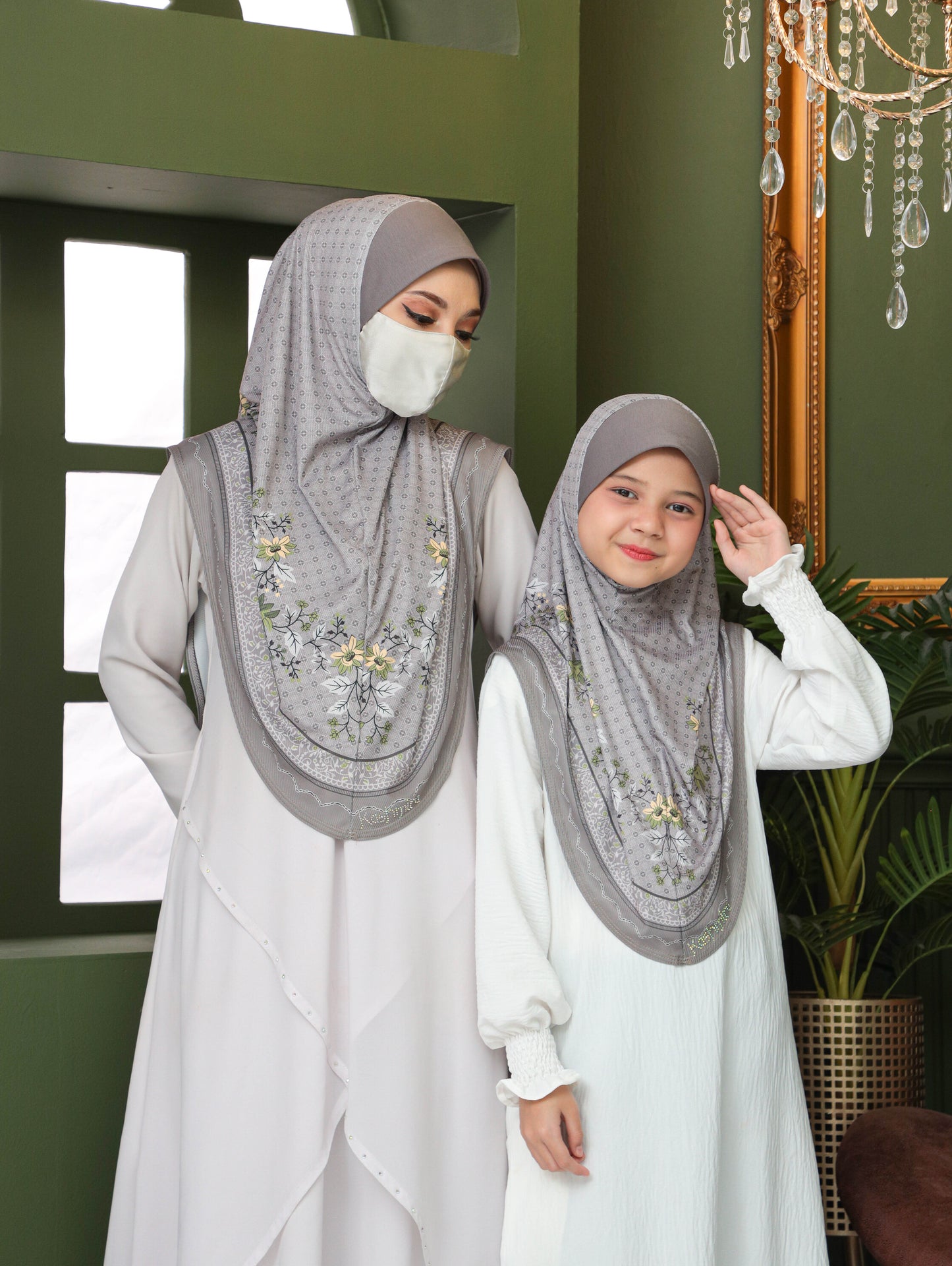 MOTHER  and DAUTHER  Digital printed hijab 2706
