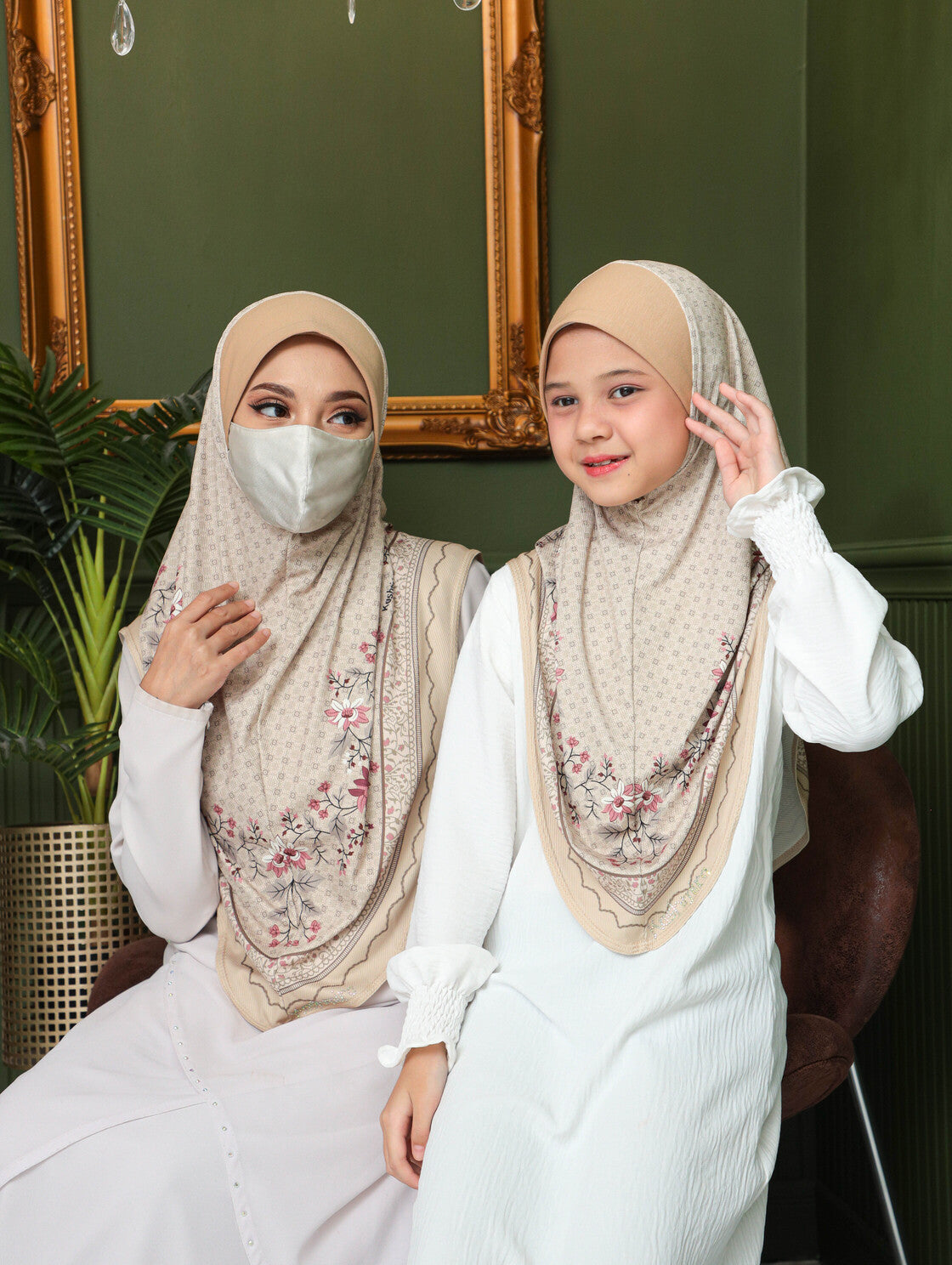 MOTHER  and DAUTHER  Digital printed hijab 2706