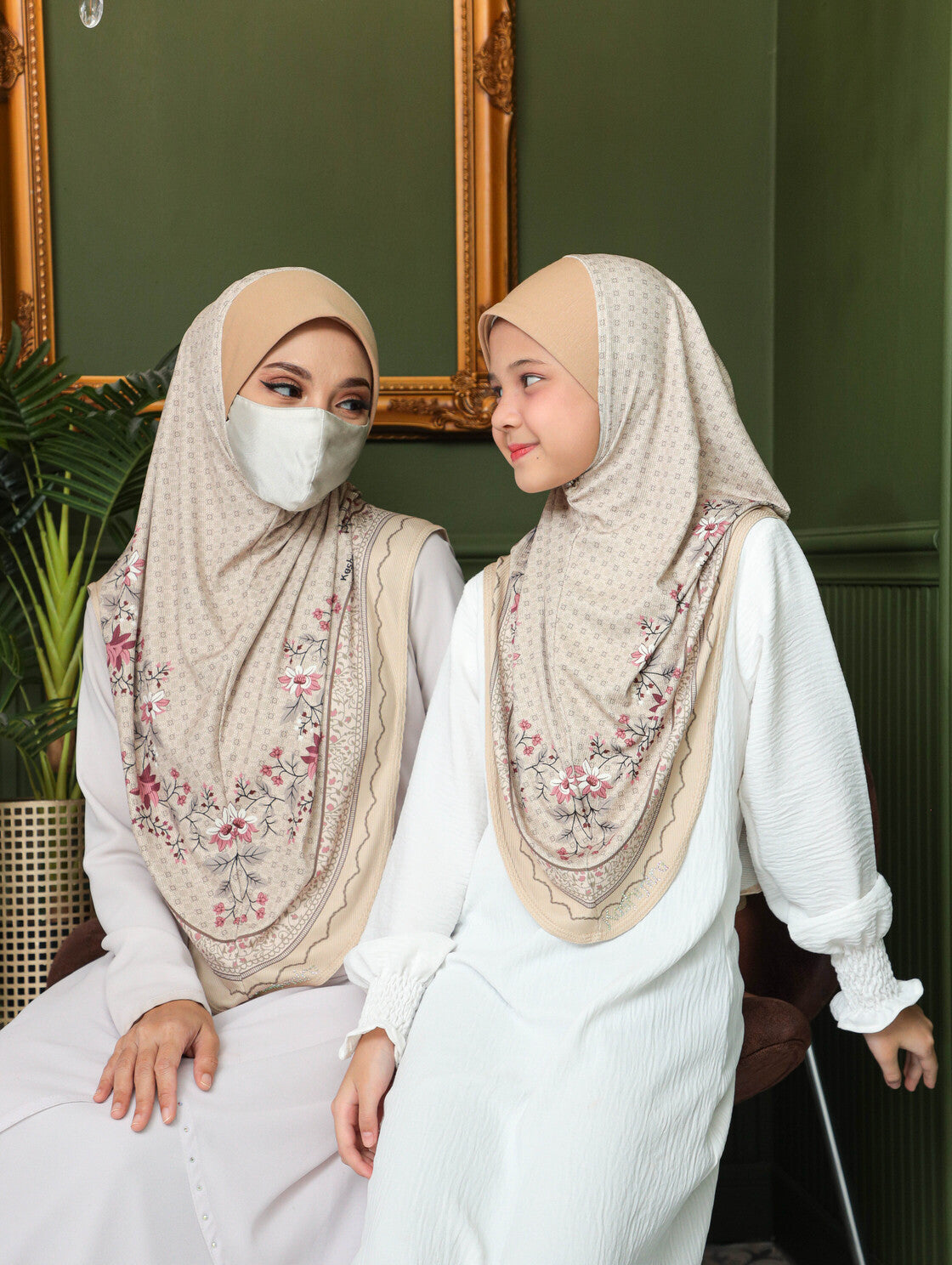 MOTHER  and DAUTHER  Digital printed hijab 2706