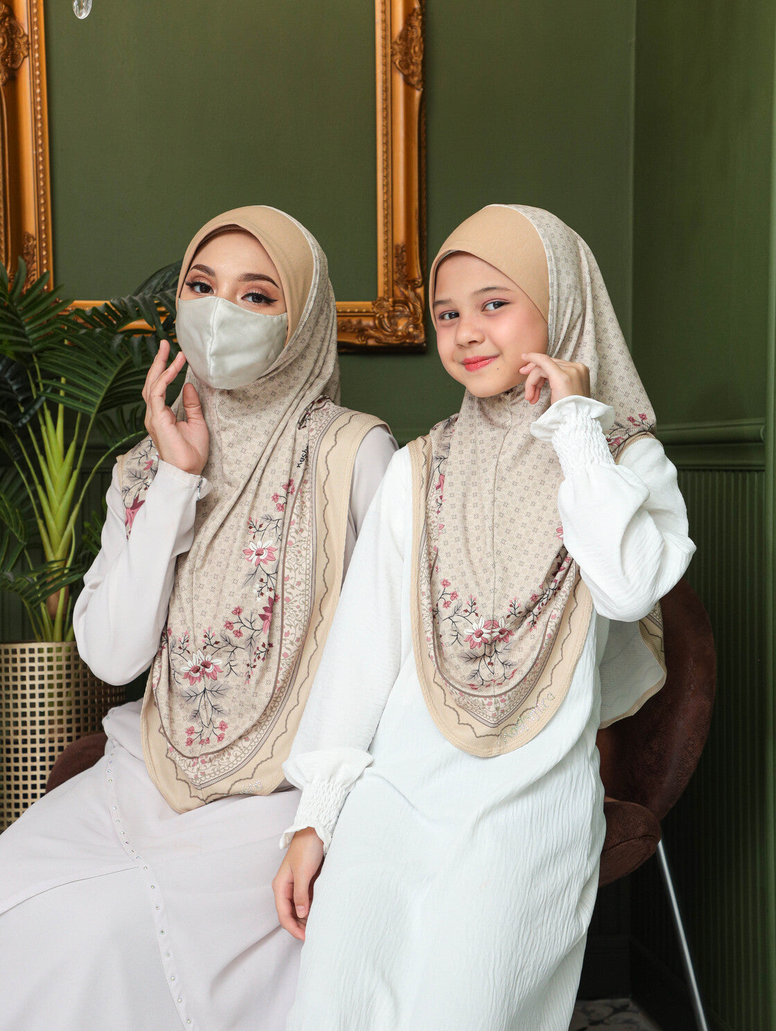MOTHER  and DAUTHER  Digital printed hijab 2706