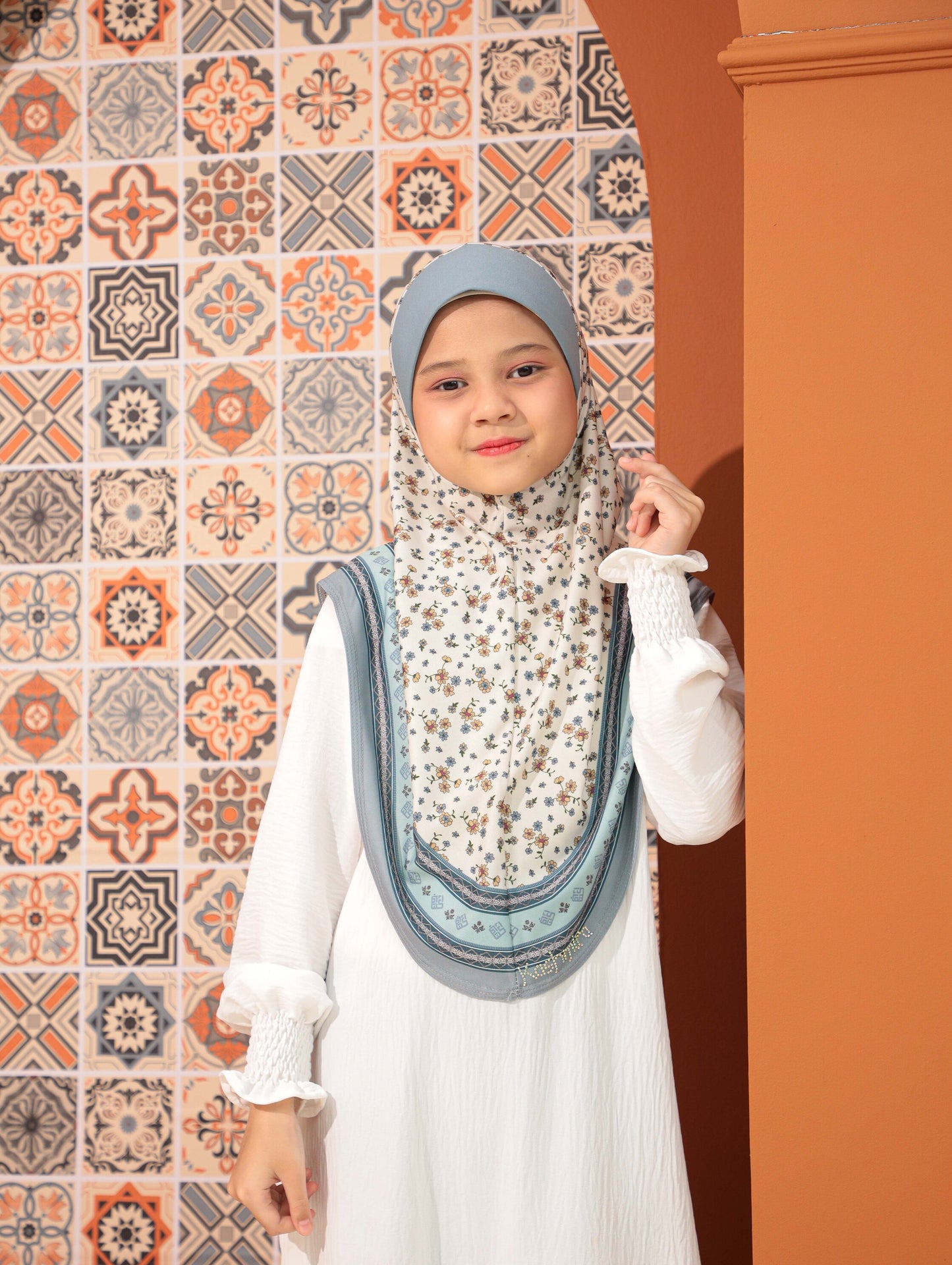 KIDS MALESIAN   PRINTED SCARF 2708