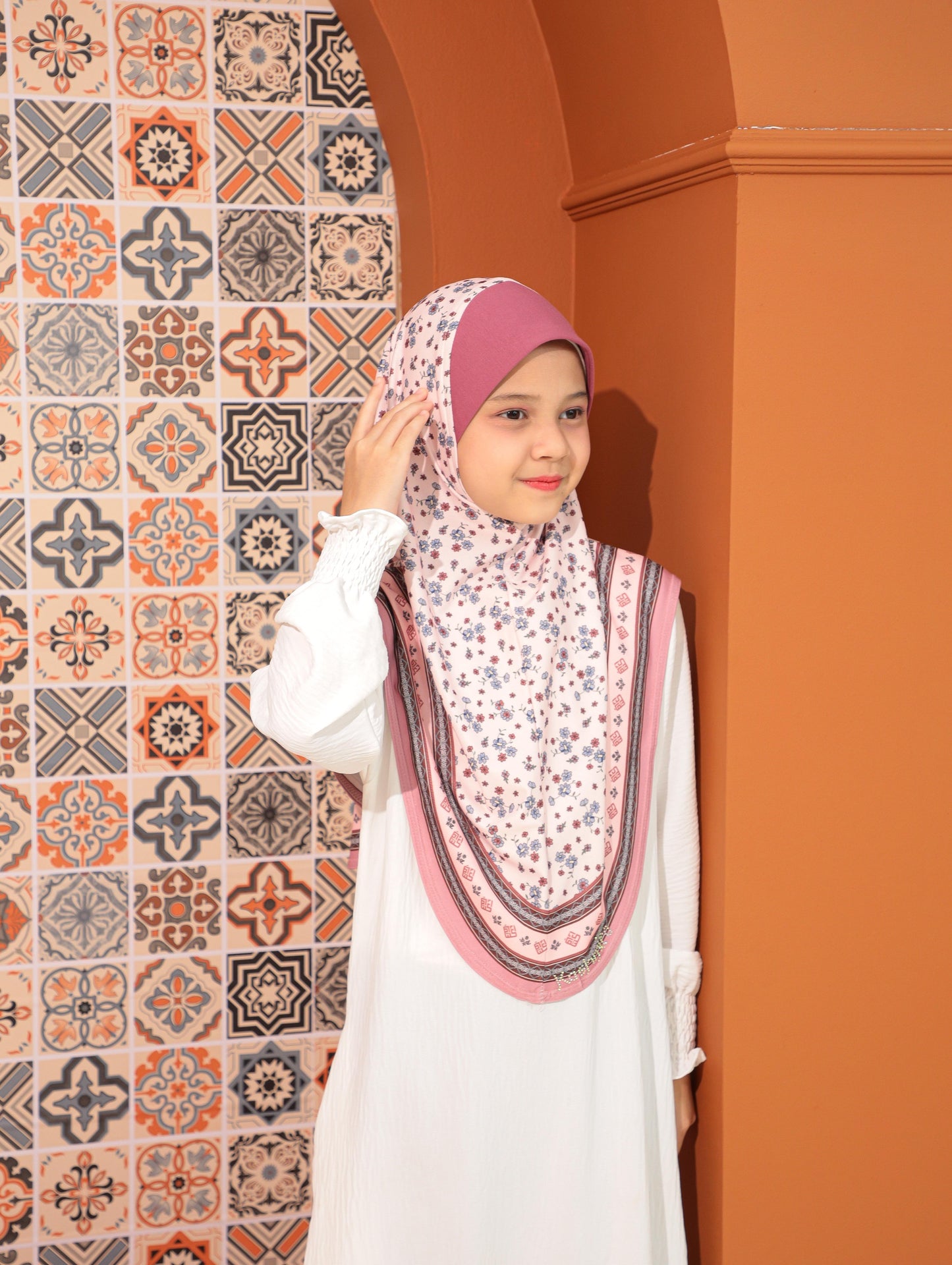 KIDS MALESIAN   PRINTED SCARF 2708